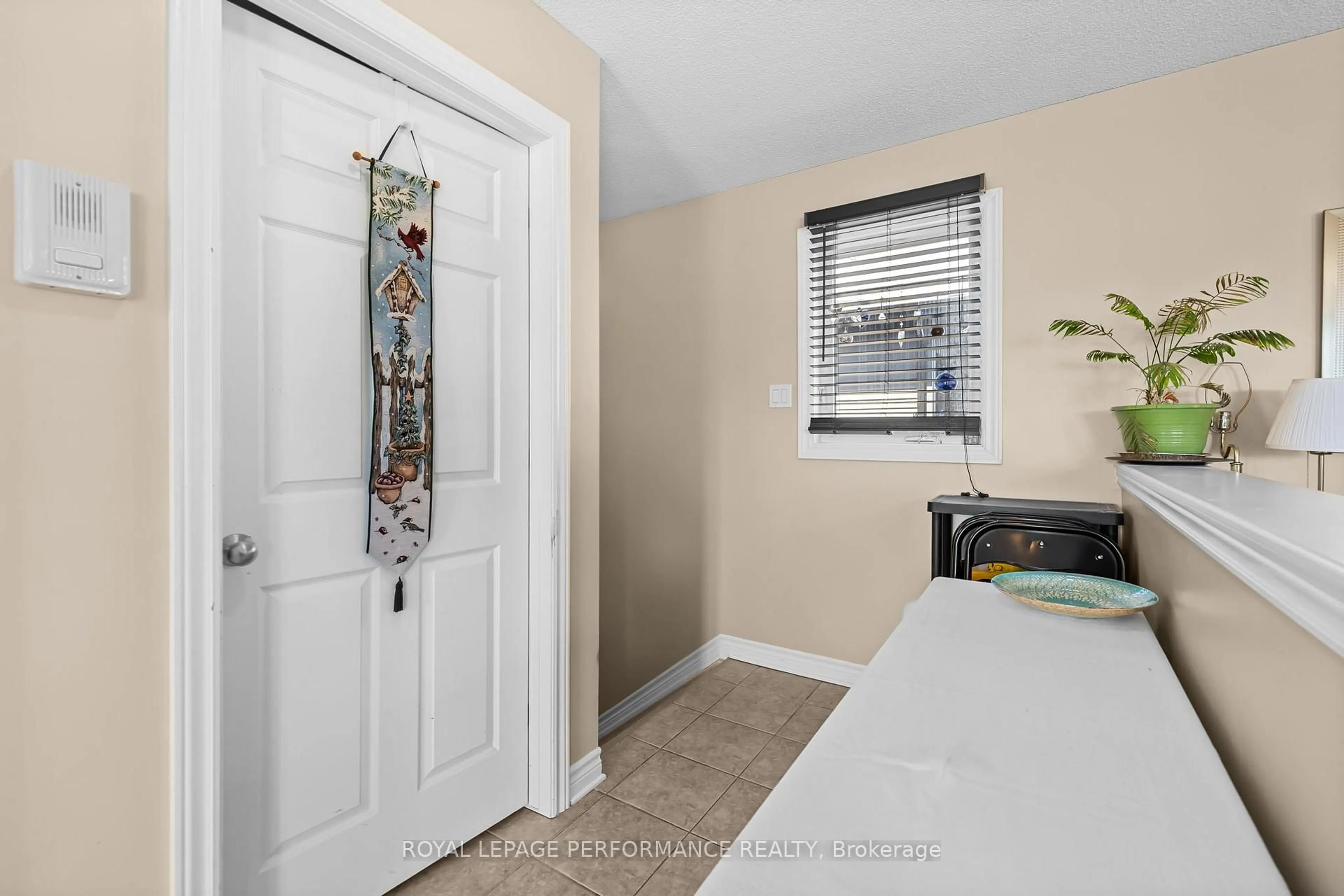 Unknown for 46 Cambridge St #6, The Nation Ontario K0A 2M0
