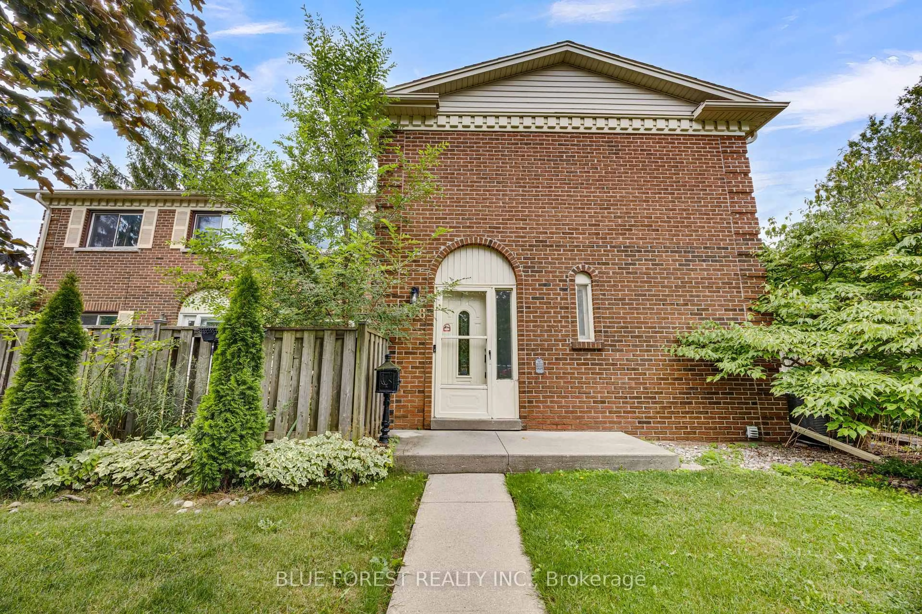 Home with brick exterior material, street for 408 Homestead Crt #28, London North Ontario N6G 2E9