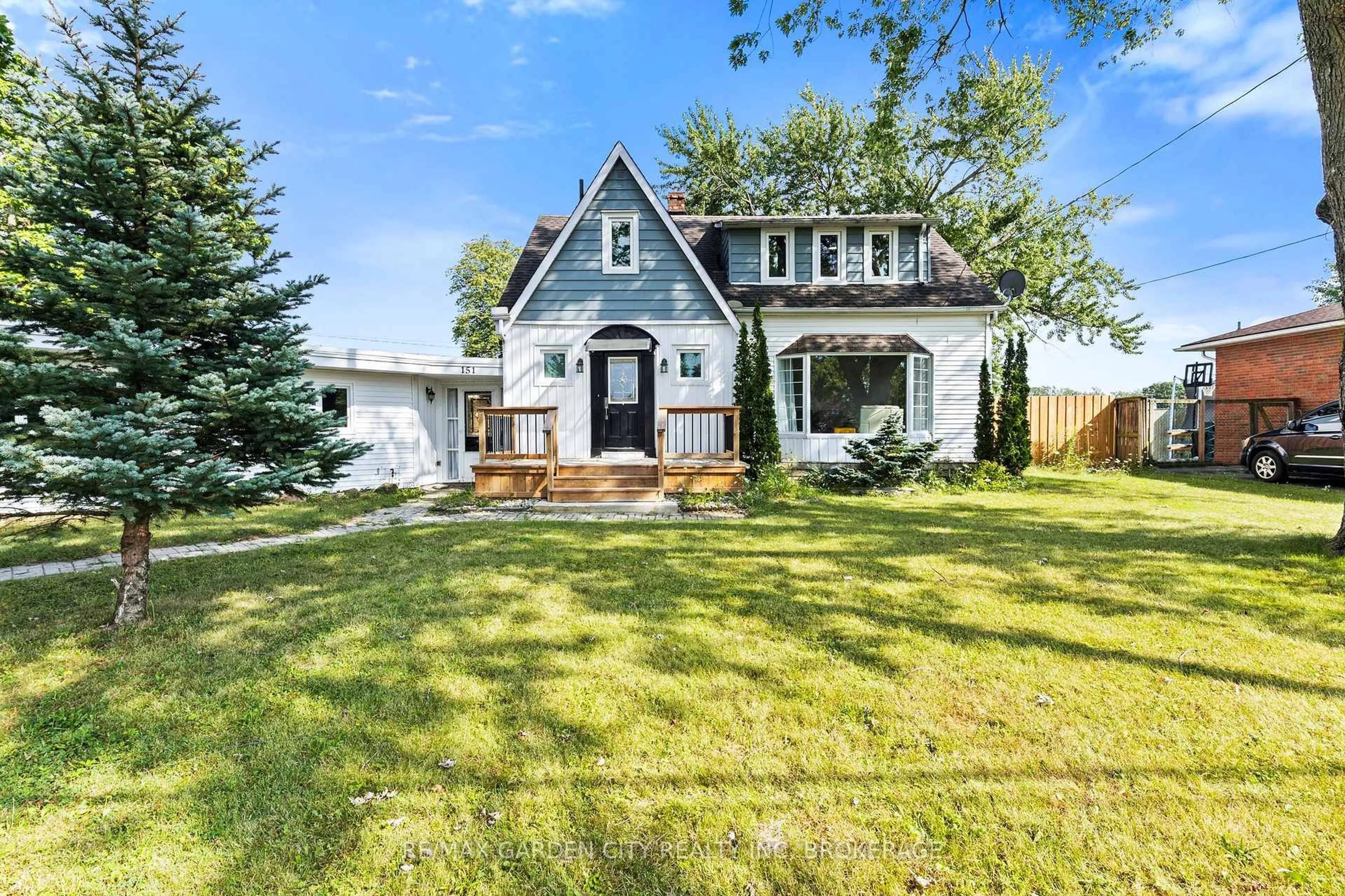 Home with brick exterior material, street for 151 St George St, Welland Ontario L3C 5N9