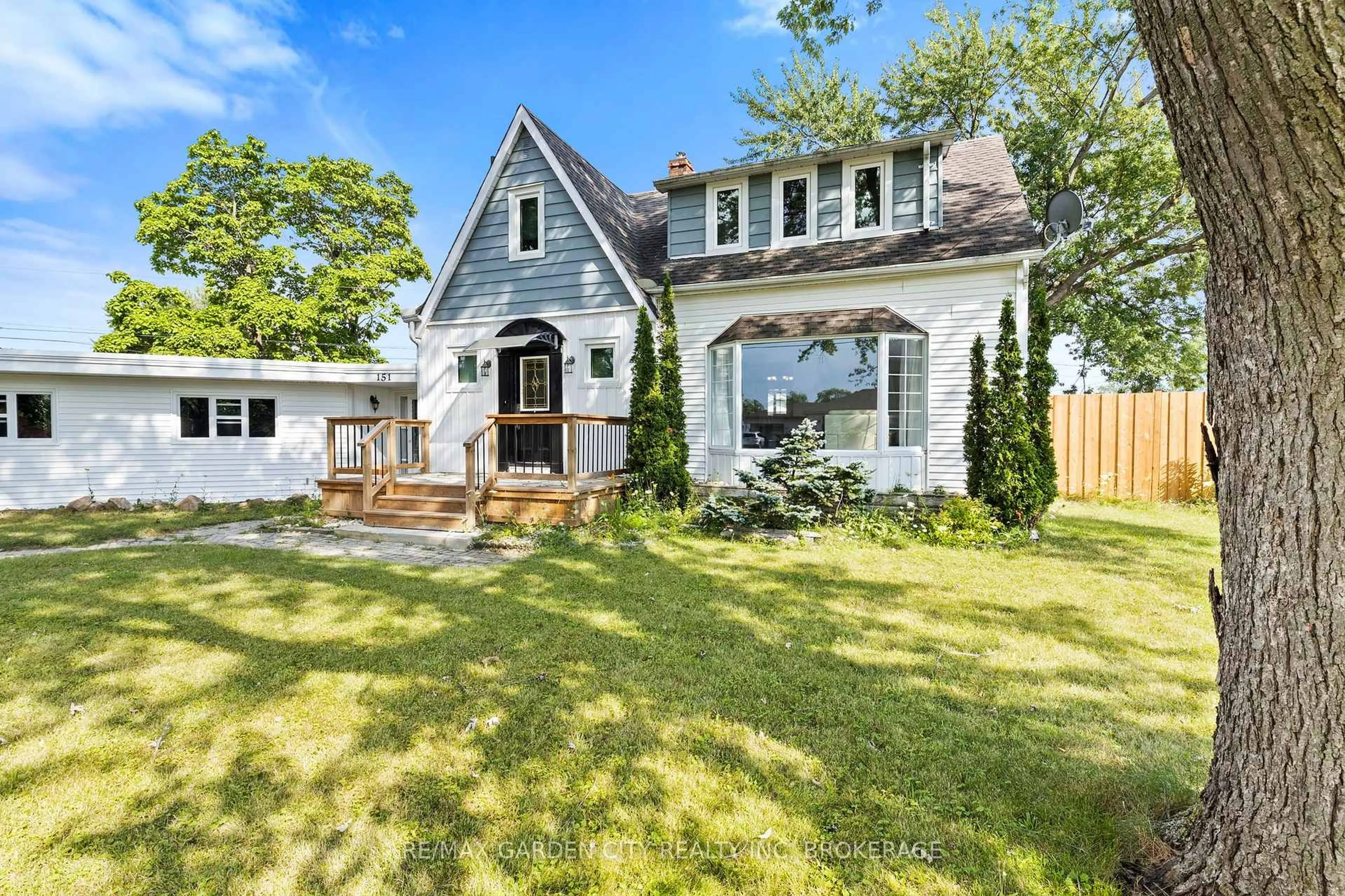 Home with brick exterior material, street for 151 St George St, Welland Ontario L3C 5N9