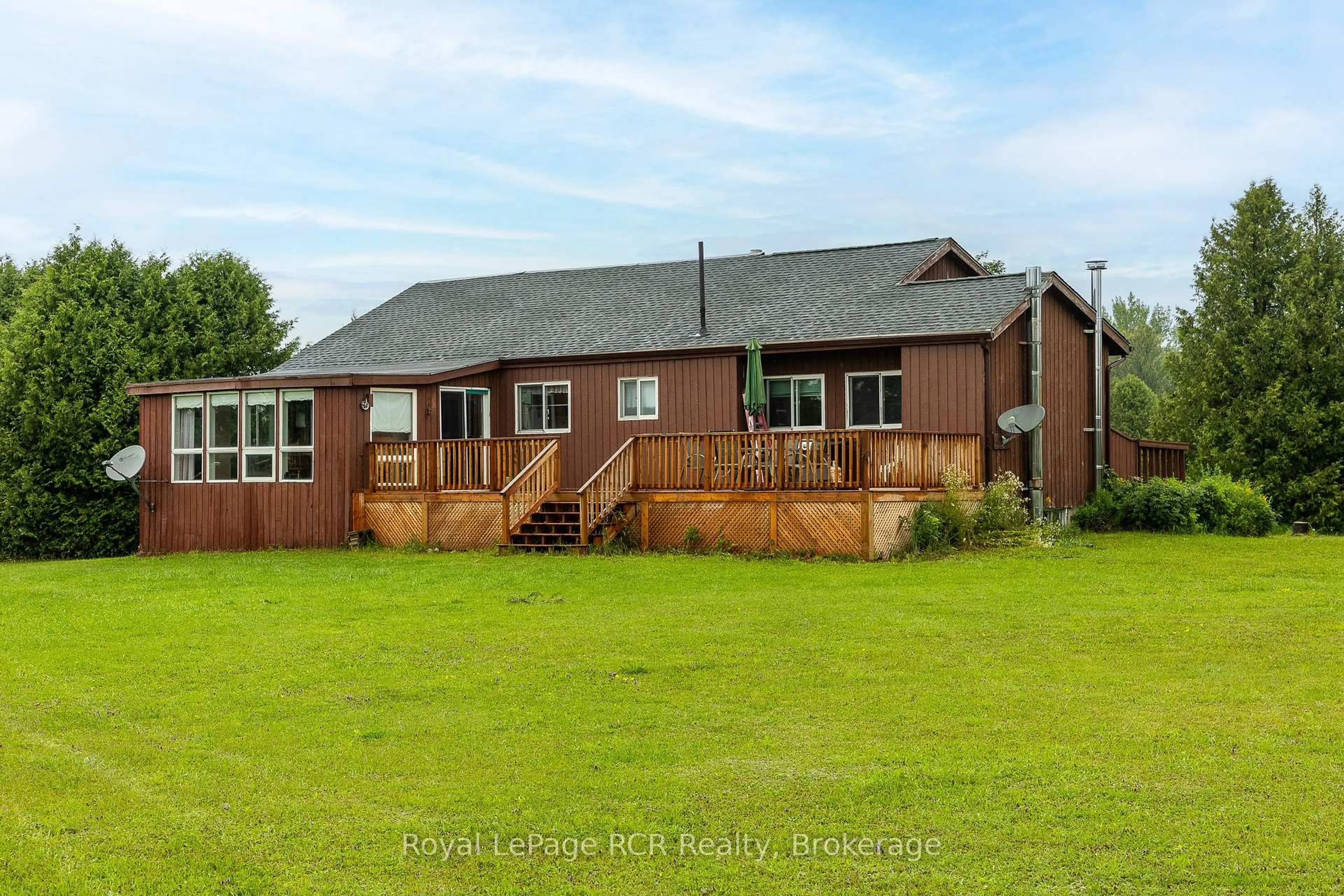 A pic from outside/outdoor area/front of a property/back of a property/a pic from drone, building for 613154 Sideroad 50, West Grey Ontario N0C 1K0