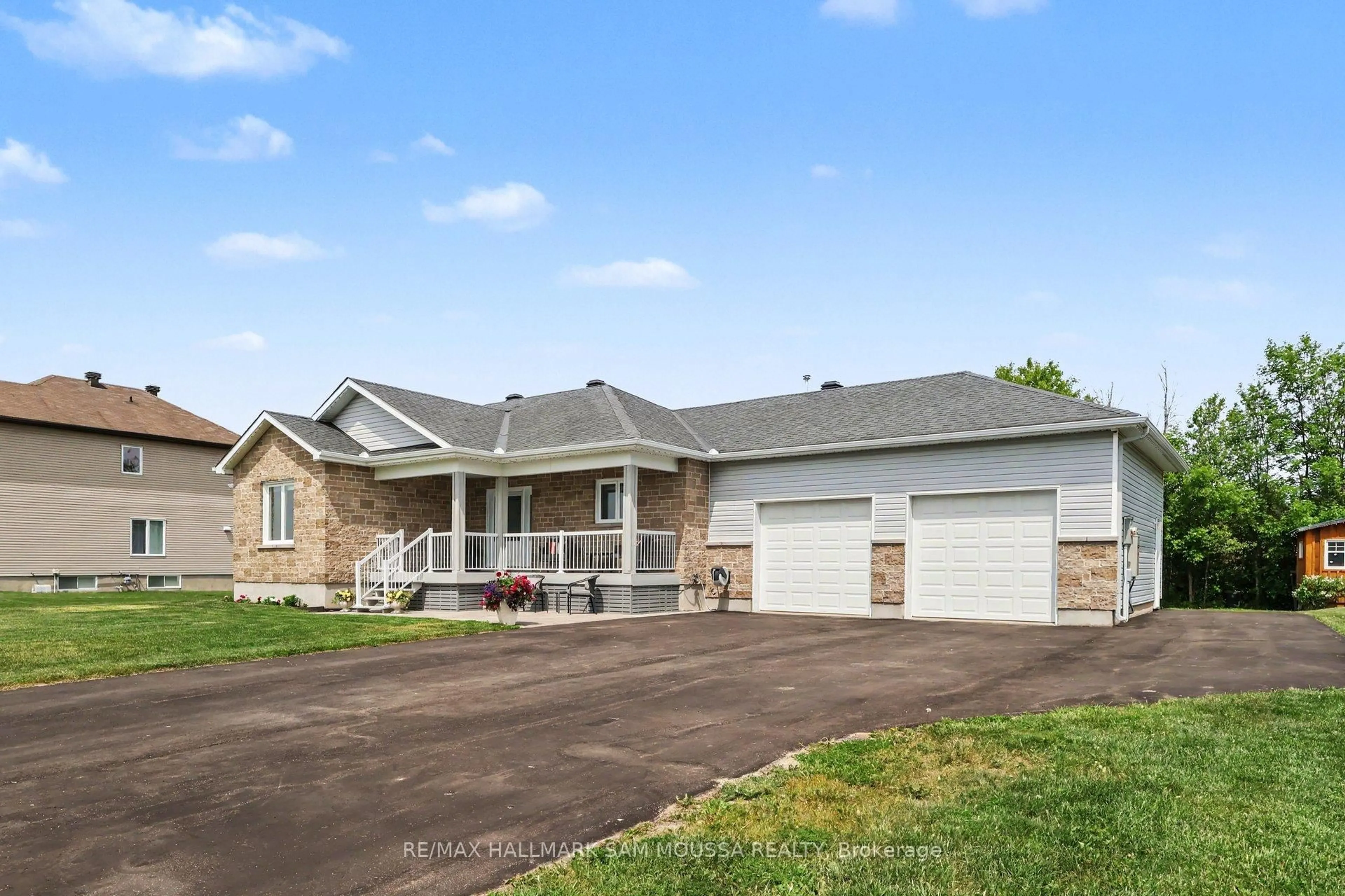 Home with vinyl exterior material, street for 105 Danika St, Clarence-Rockland Ontario K0A 2A0