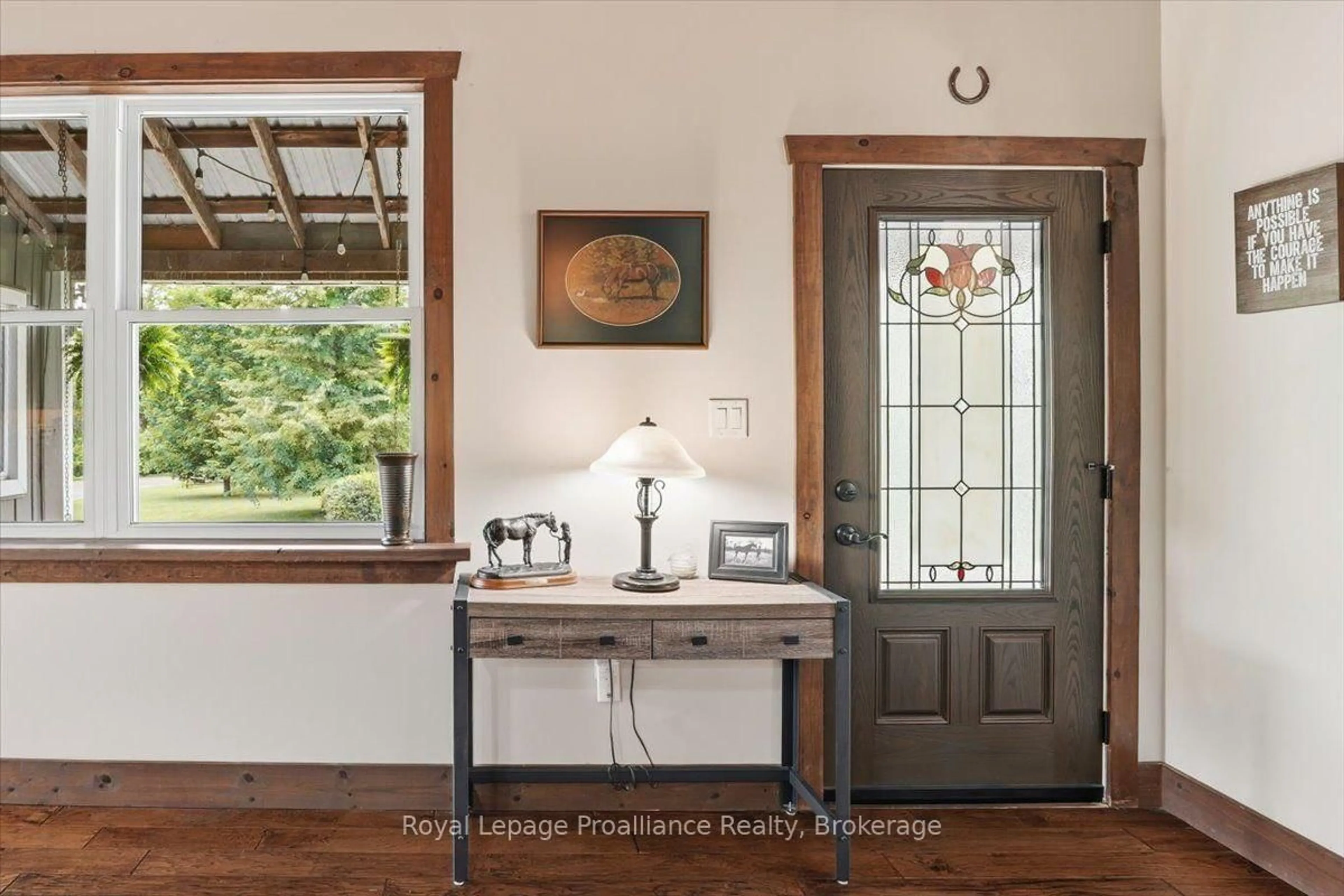 Indoor entryway for 276 Gospel Rd, Denbigh Ontario K0L 1L0