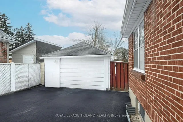 457 Boler Rd, London South 2
