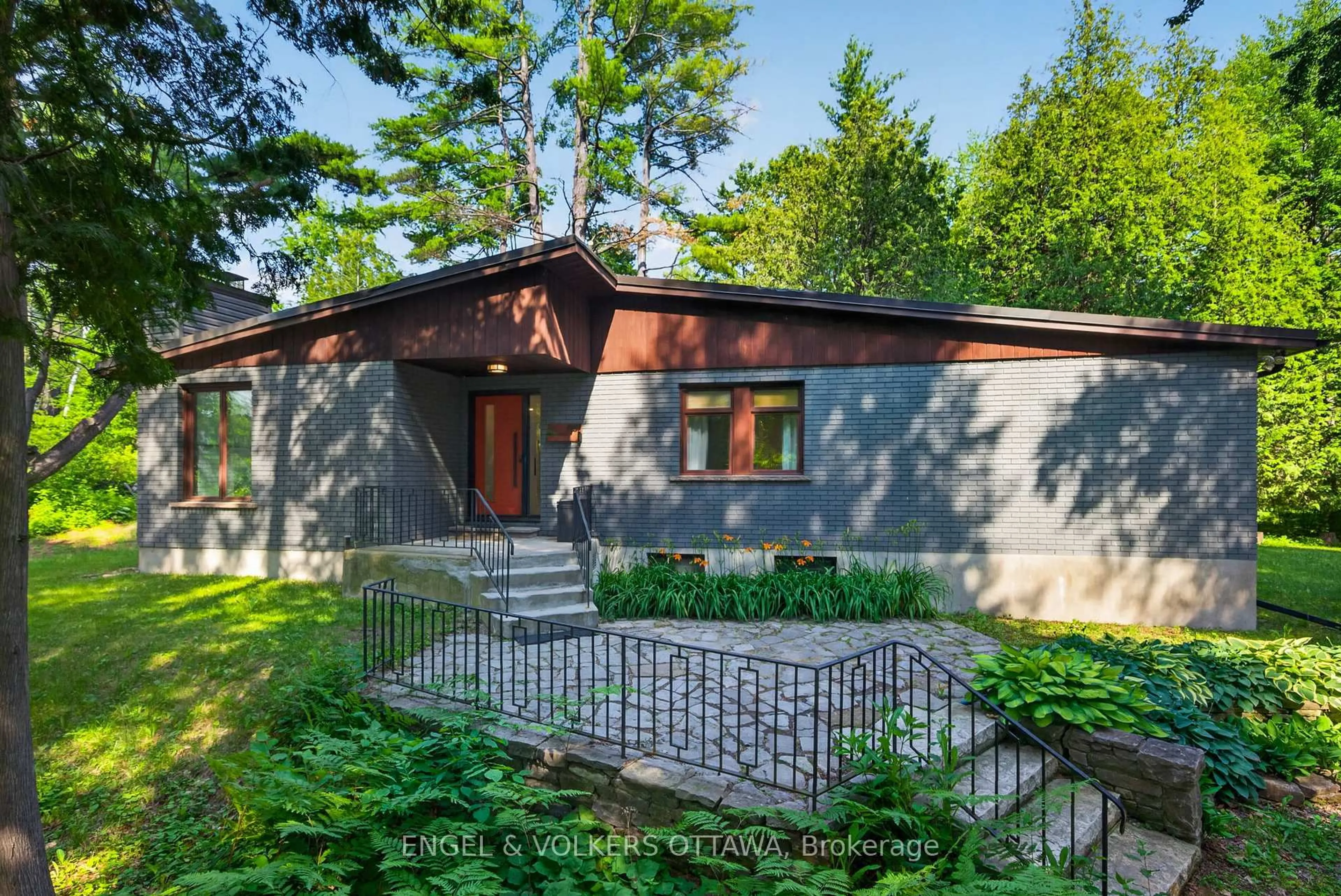 Home with brick exterior material, street for 4167 Farmers Way, Carlsbad Springs Ontario K0A 1K0