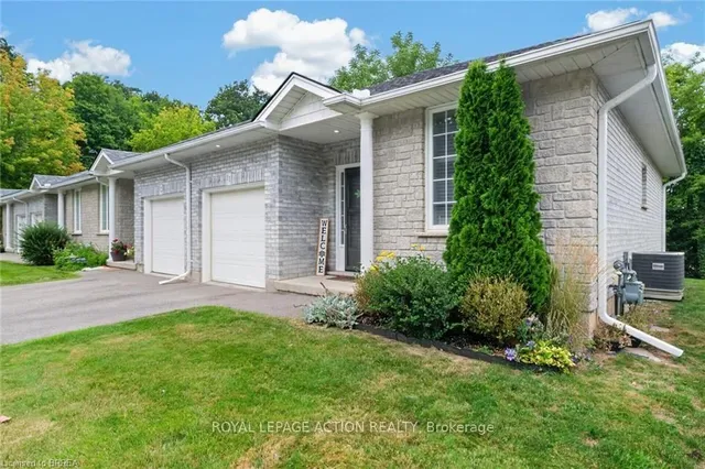 219 Shellard Lane #11, Brantford 3