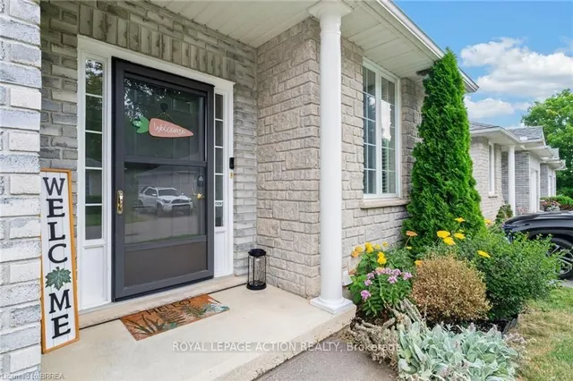 219 Shellard Lane #11, Brantford 4