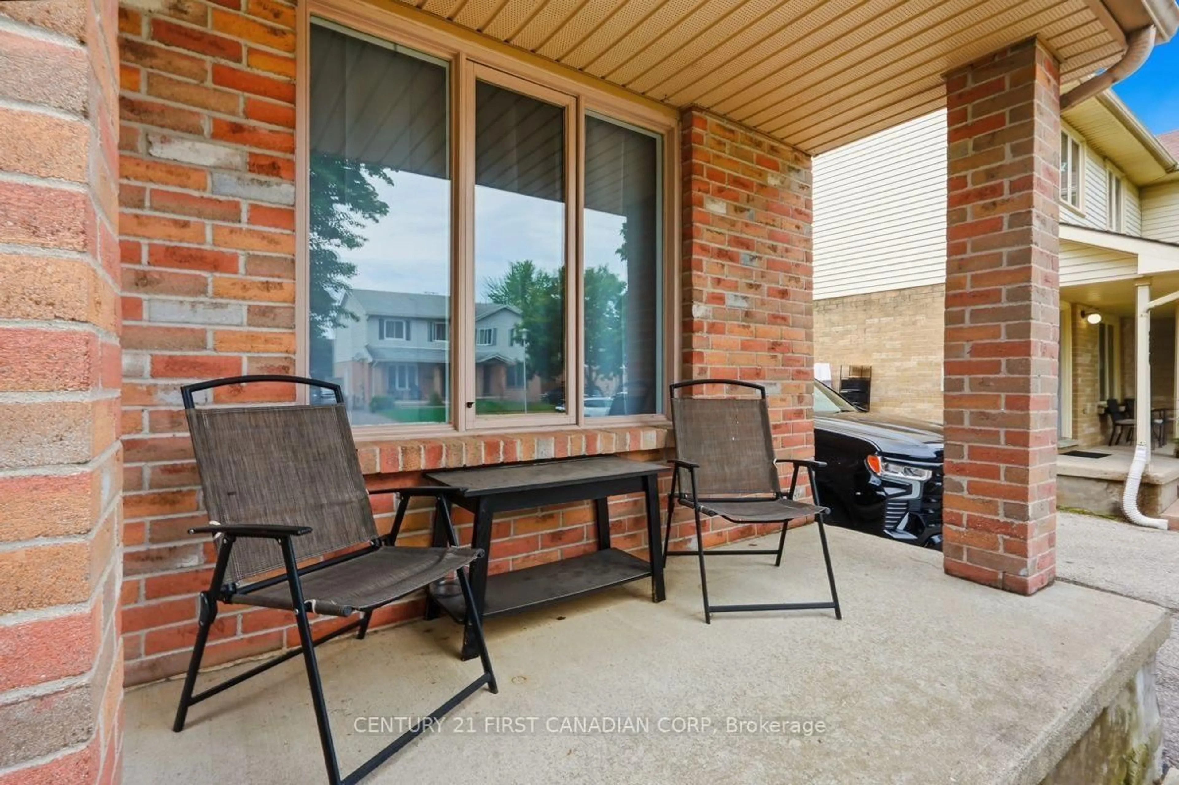 Patio, water/lake/river/ocean view for 212 Martinet Ave, London East Ontario N5V 4K2