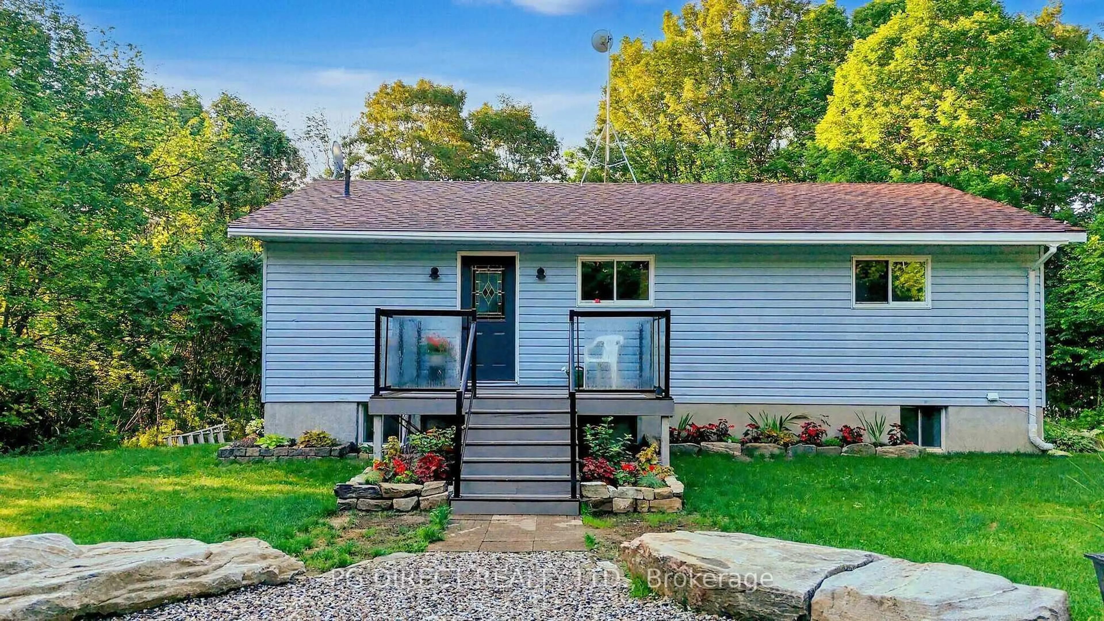 Home with vinyl exterior material, unknown for 3089 Burnstown Rd, Renfrew Ontario K7V 3Z4