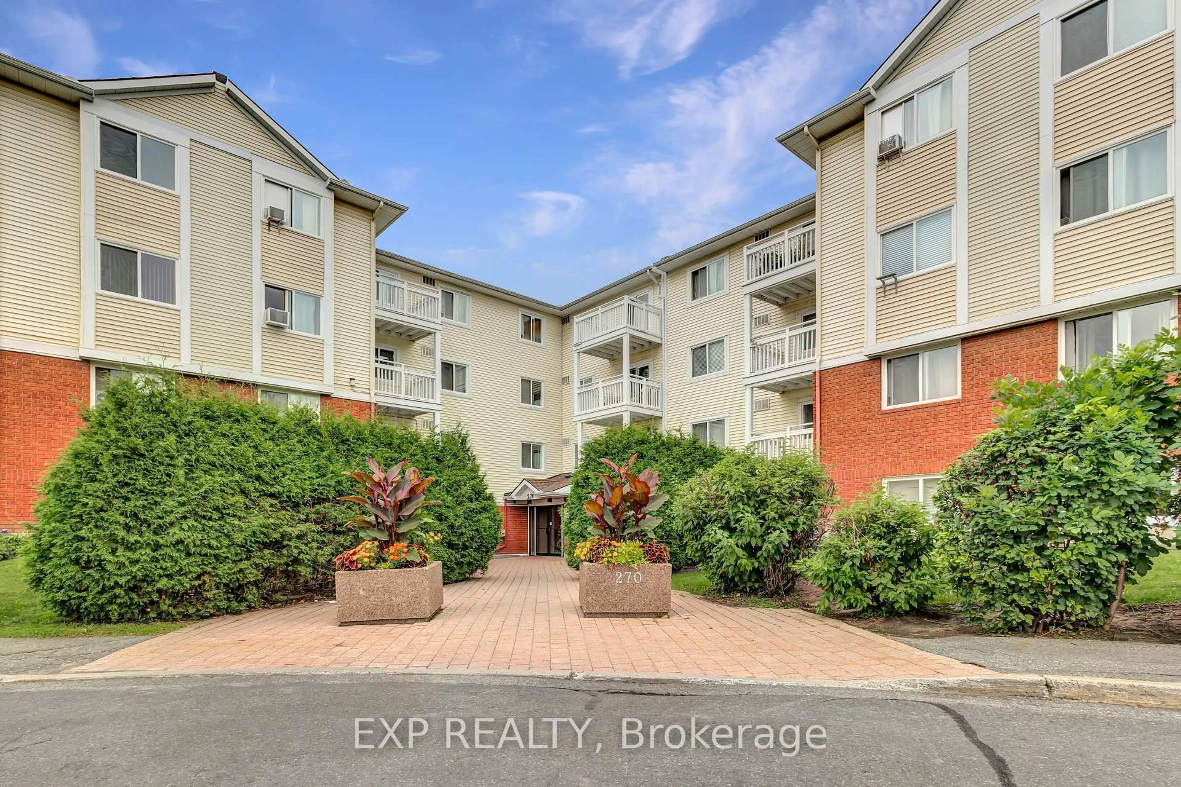 A pic from outside/outdoor area/front of a property/back of a property/a pic from drone, unknown for 270 Lorry Greenberg Dr #218, Ottawa Ontario K1T 3K2