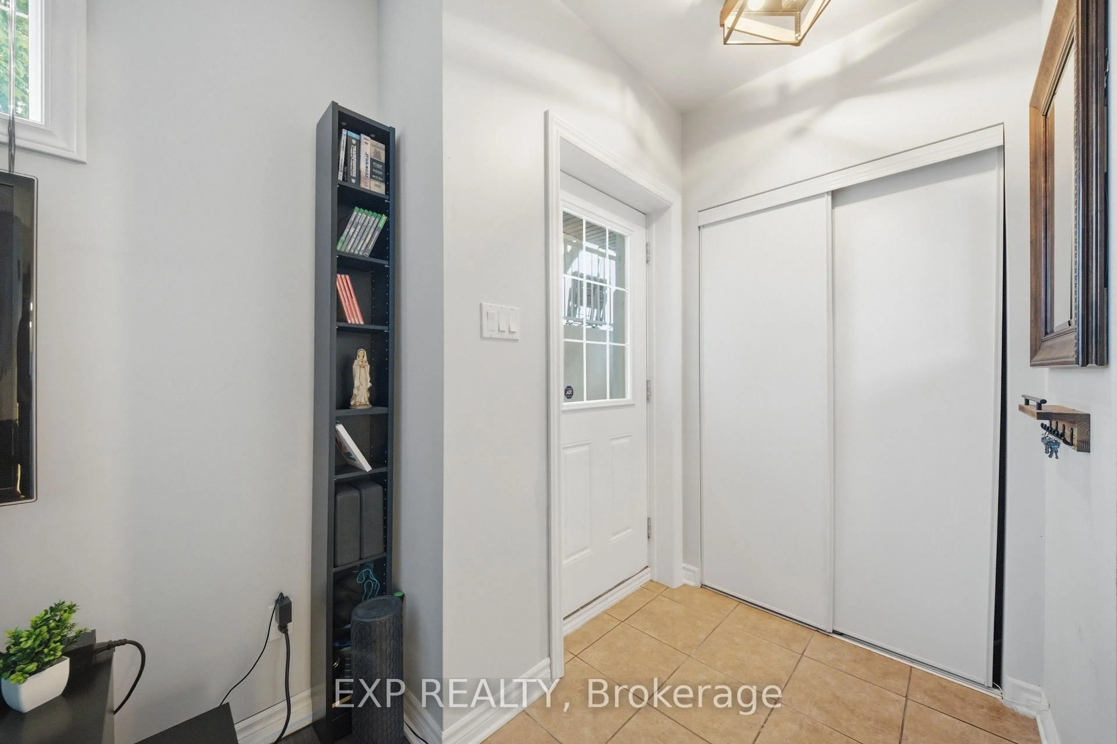 Indoor entryway for 199 Bourdeau Blvd #1, The Nation Ontario K0A 2M0