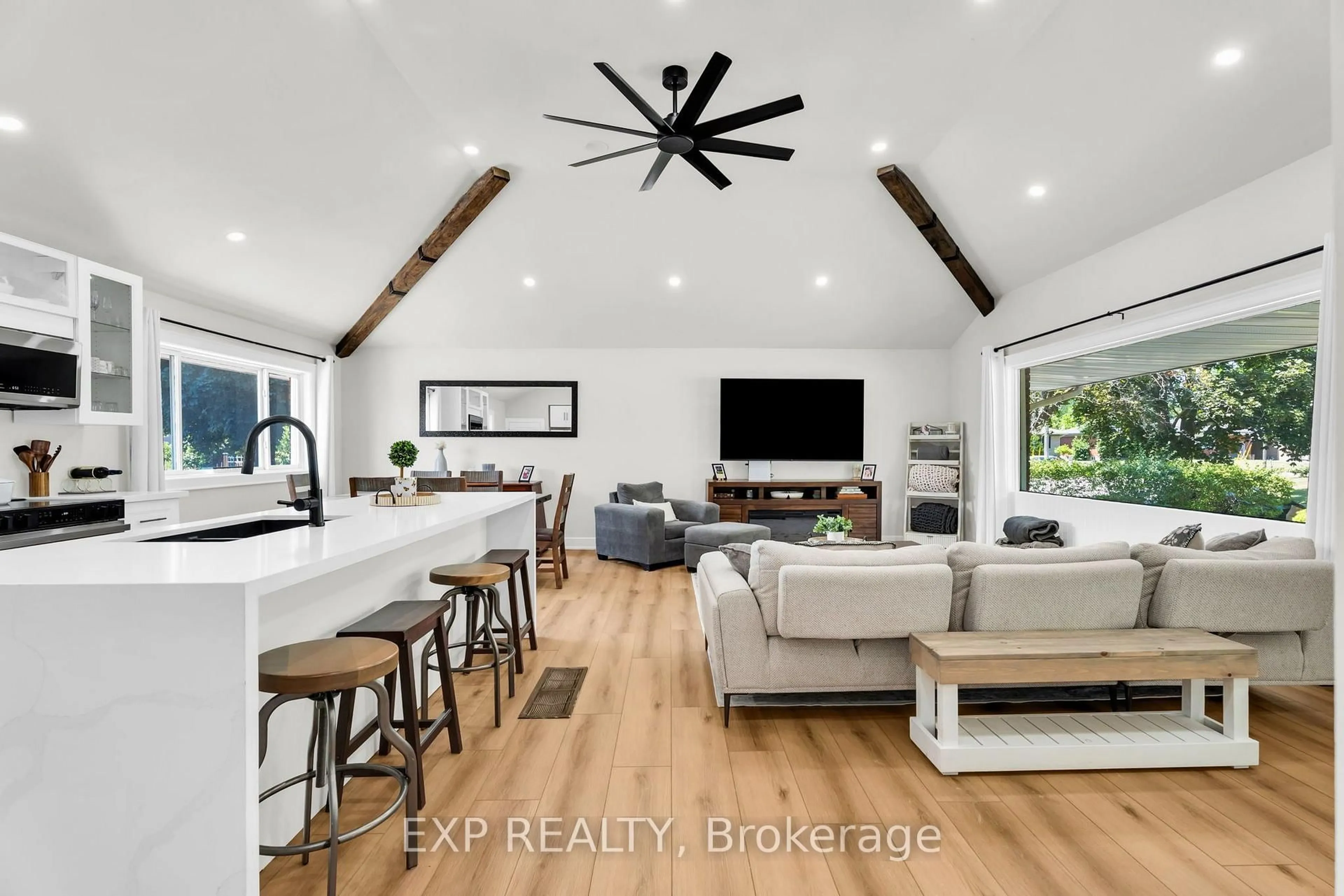 Open concept kitchen, unknown for 19 Woodman Dr, Brantford Ontario N3S 4K2