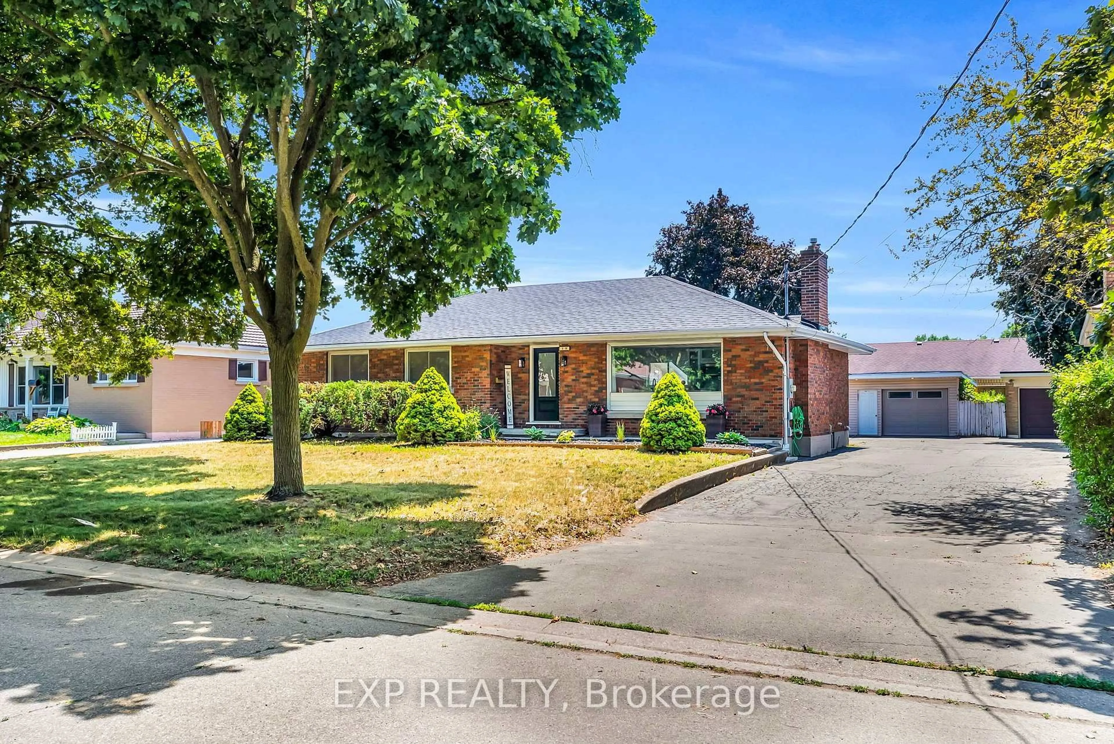 Unknown for 19 Woodman Dr, Brantford Ontario N3S 4K2