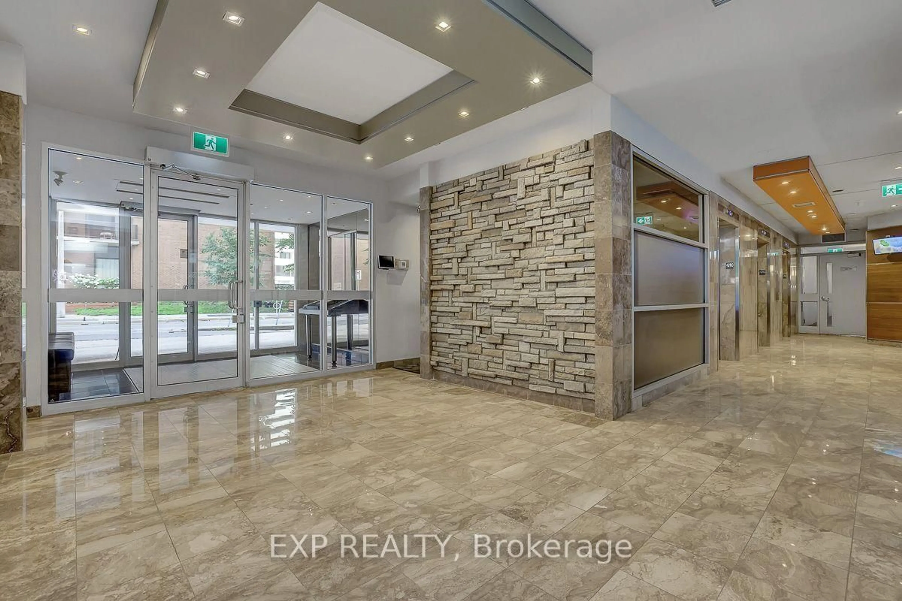 Unknown for 470 Laurier St #1706, Ottawa Ontario K1R 7W9