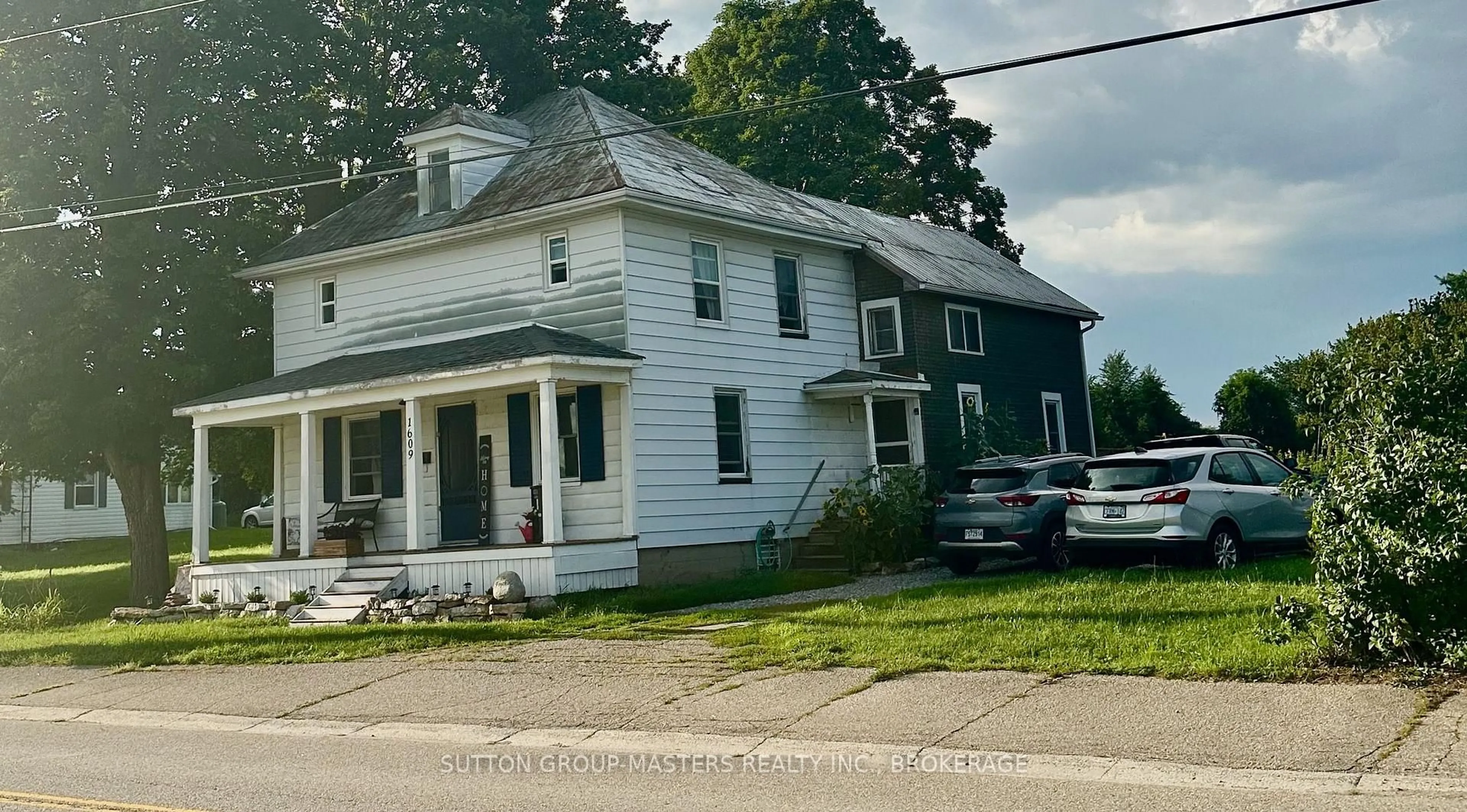 A pic from outside/outdoor area/front of a property/back of a property/a pic from drone, street for 1609 County Road 42 Rd, Rideau Lakes Ontario K0G 1E0