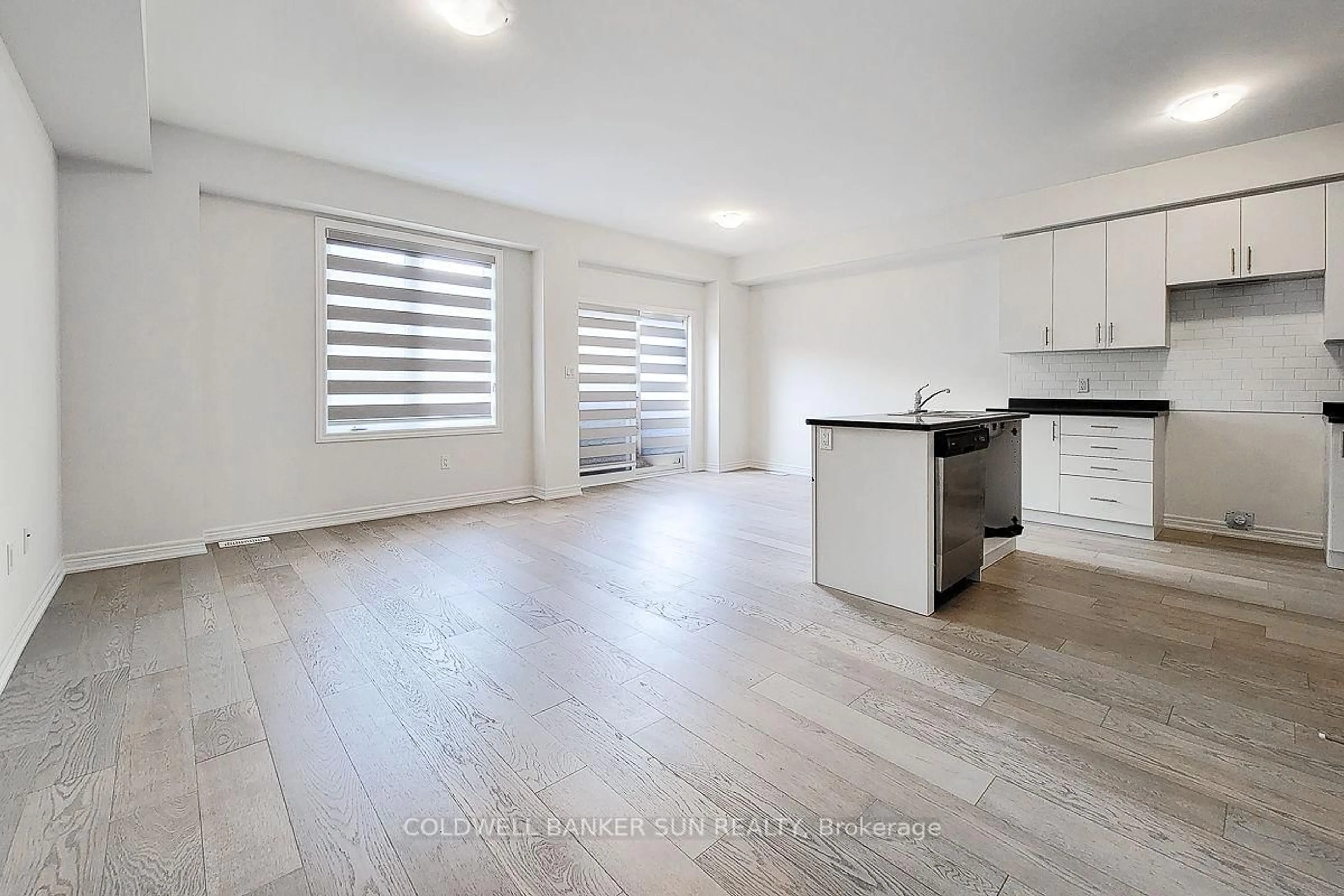 Unknown for 82 Pinot Cres, Hamilton Ontario L8E 0J9