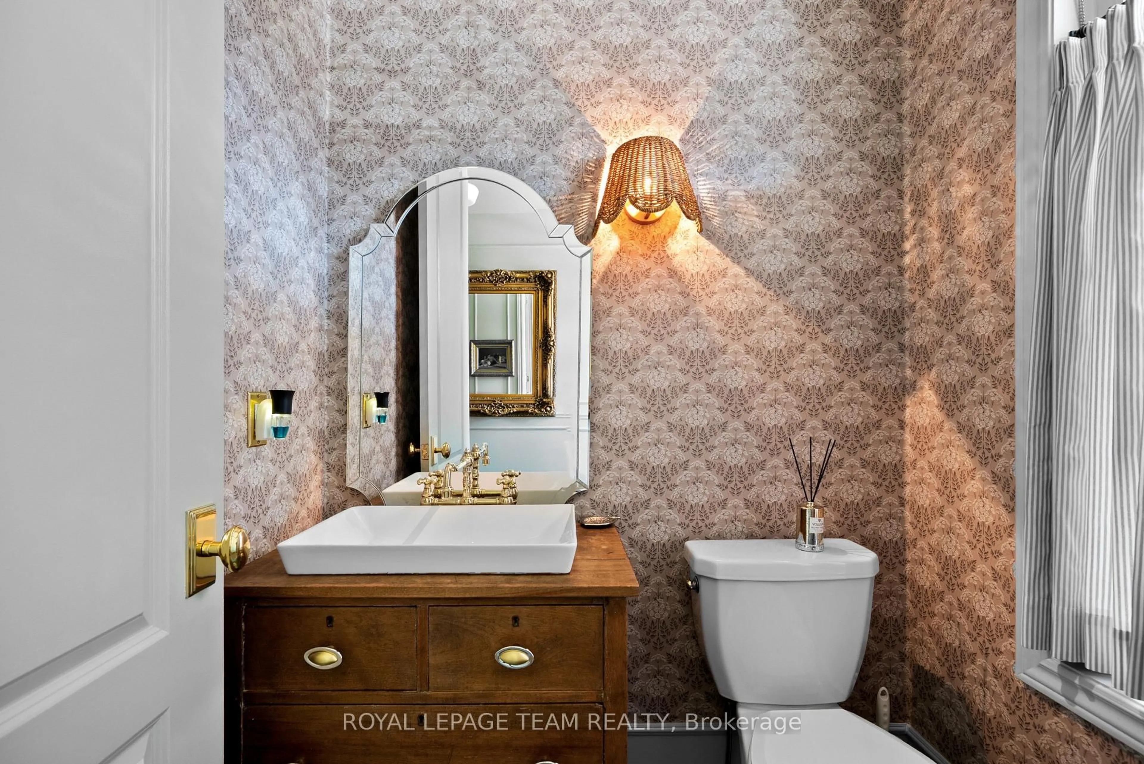 Contemporary bathroom, ceramic/tile floor for 4865 Abbott St, Ottawa Ontario K2S 1E7