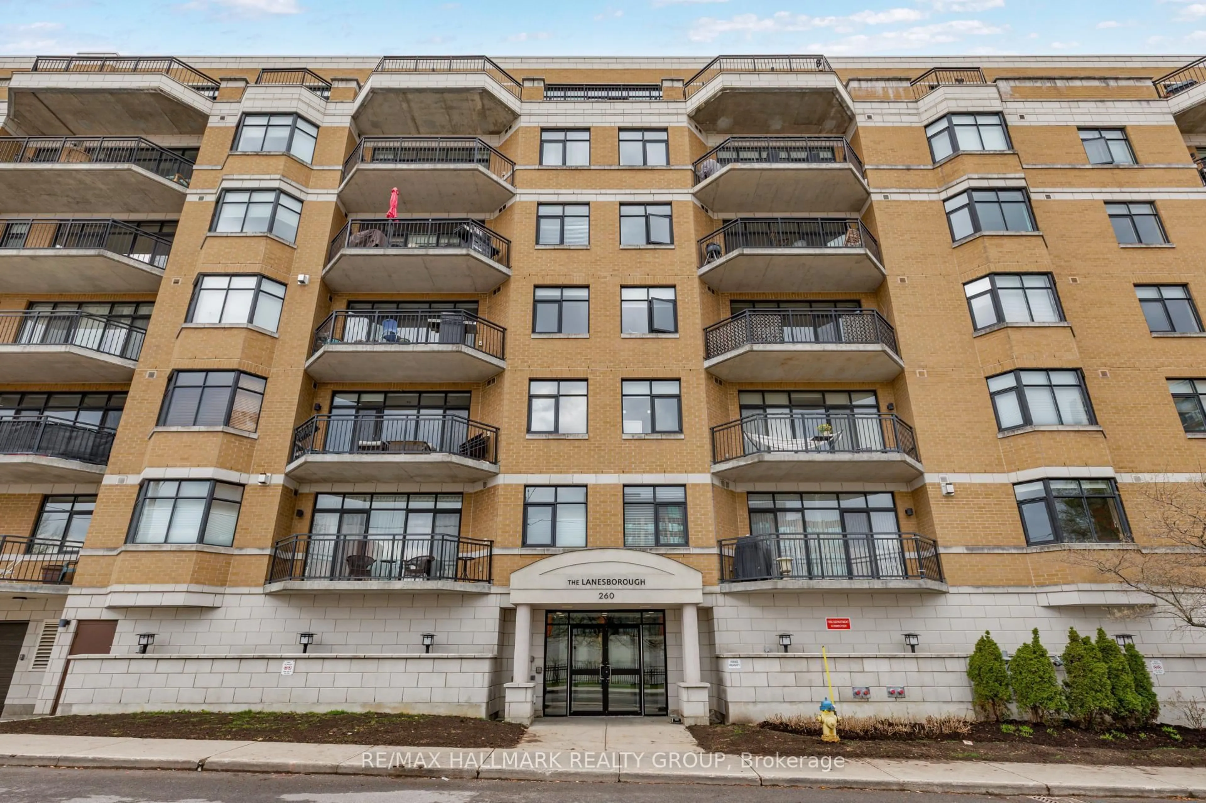 Unknown for 260 Besserer St #203, Ottawa Ontario K1N 1J3