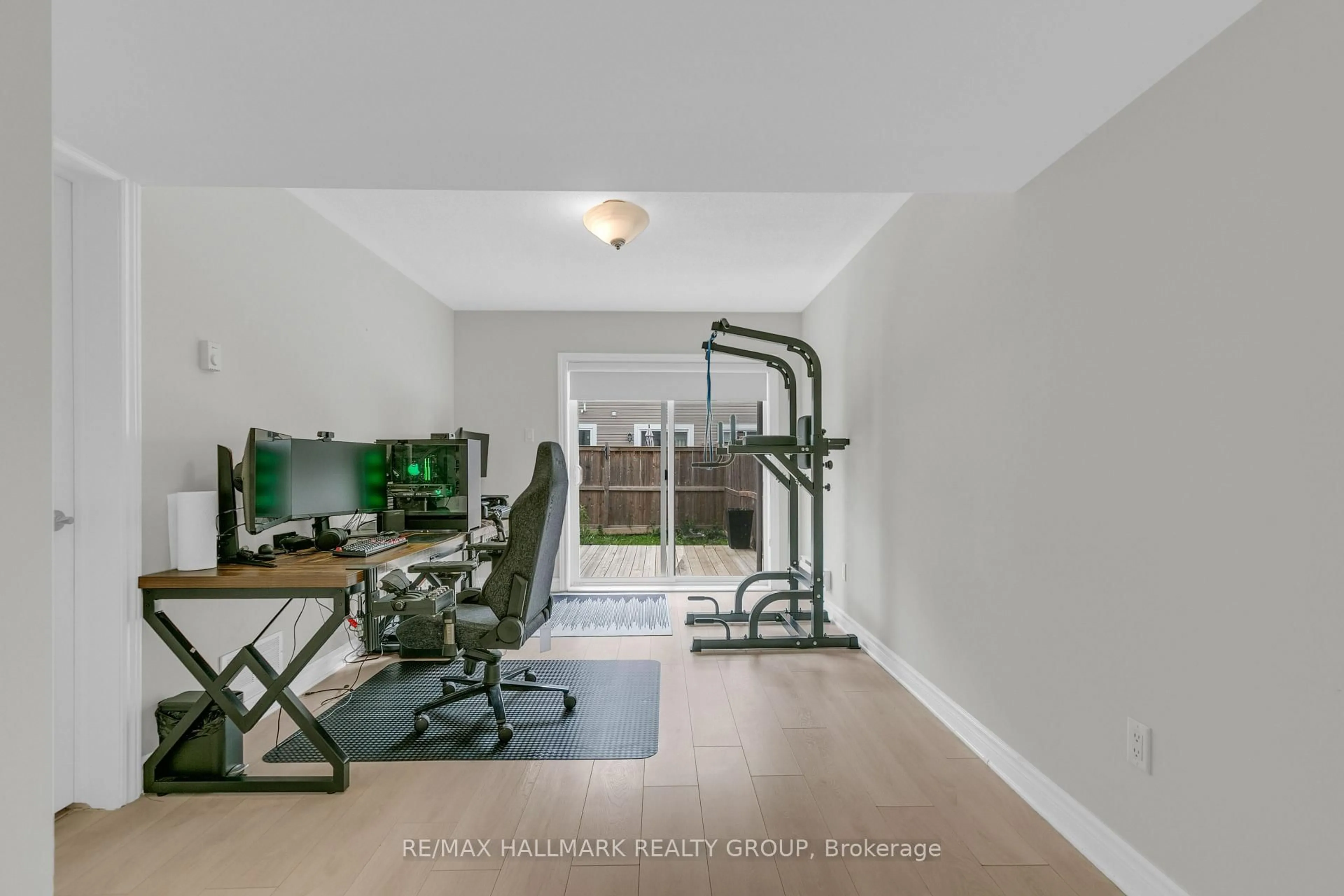 Gym or fitness room for 167 Gelderland Private, Ottawa Ontario K2V 0H8
