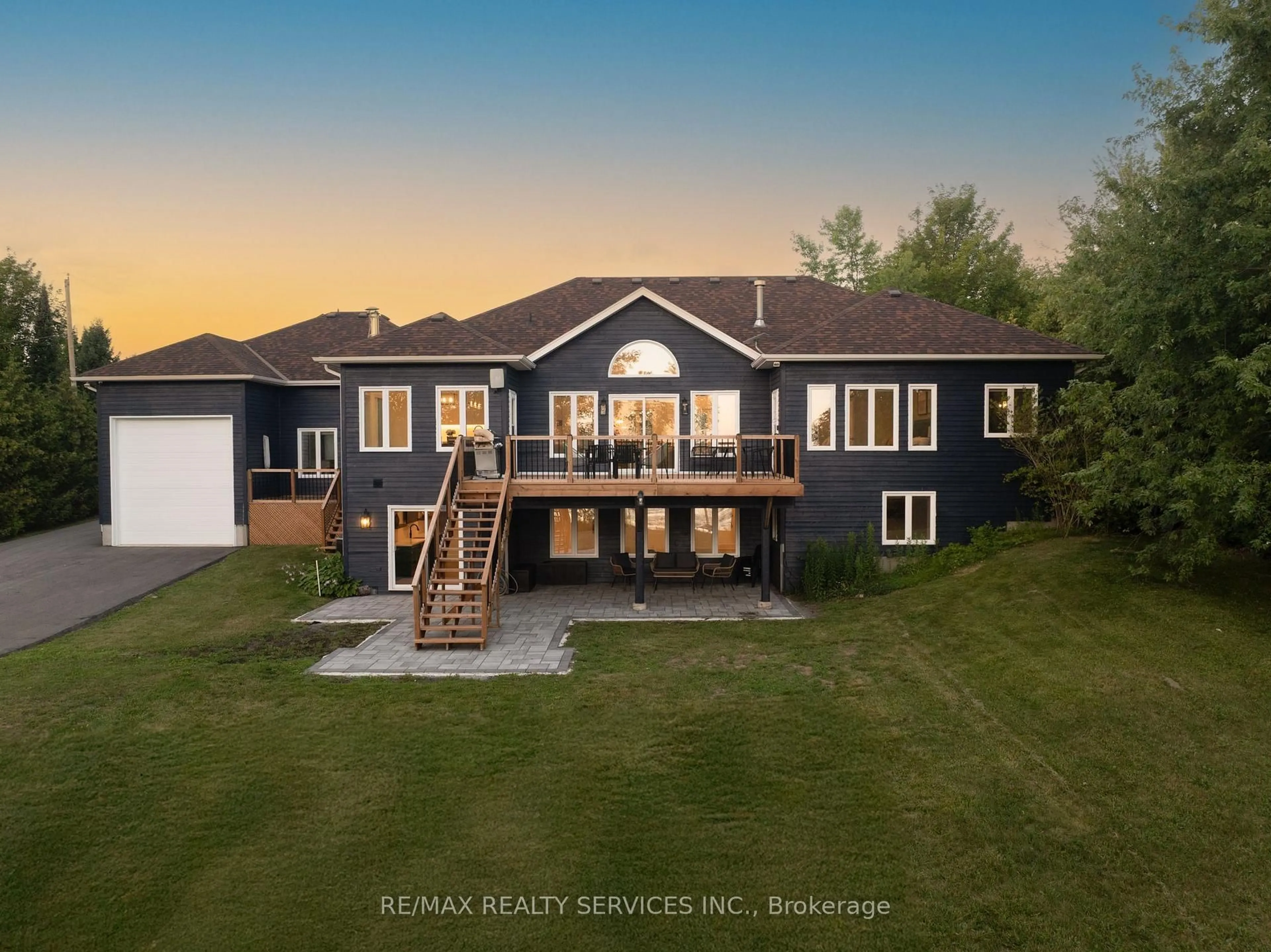 A pic from outside/outdoor area/front of a property/back of a property/a pic from drone, building for 2667 Mary Nichols Rd, Selwyn Ontario K0L 2H0