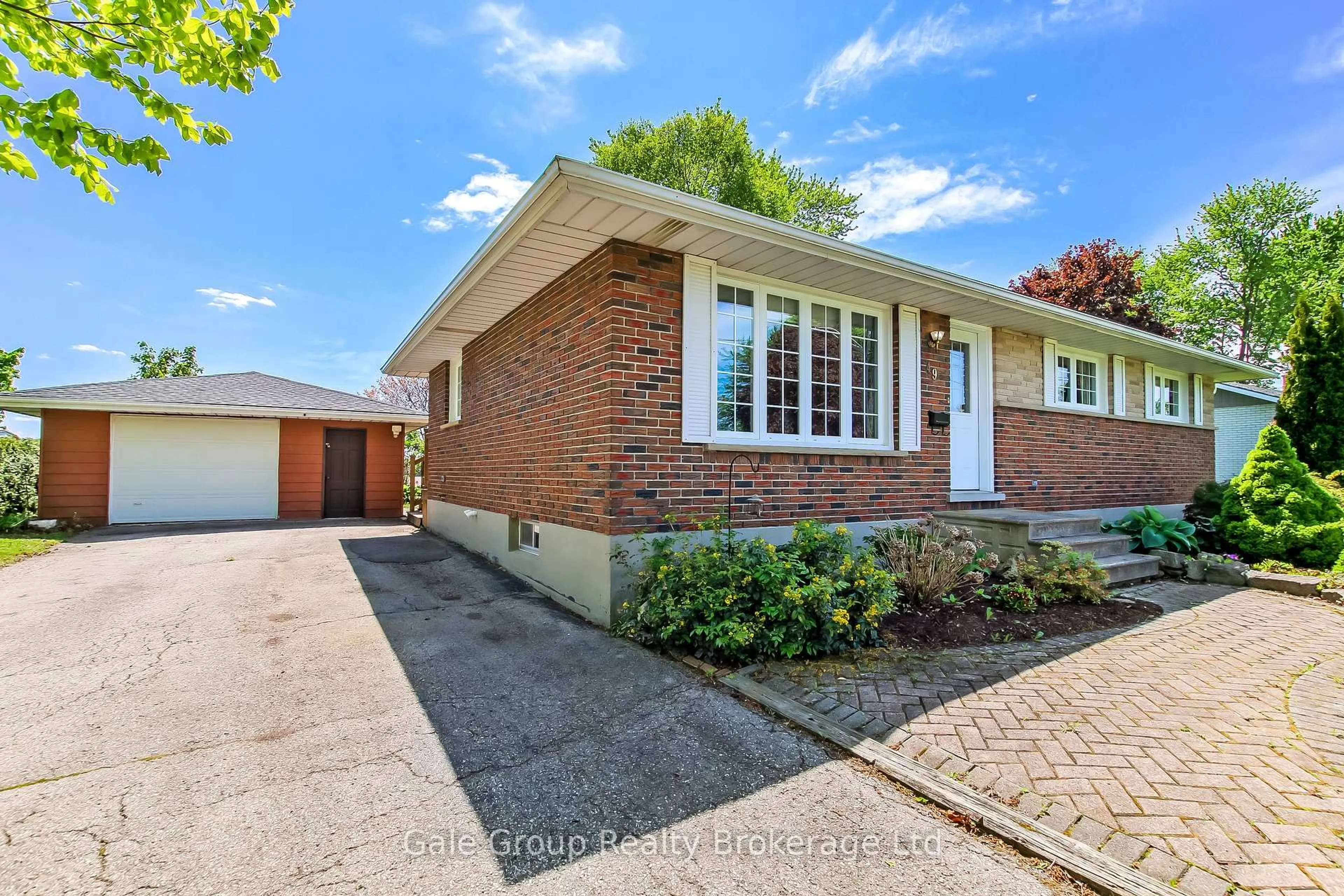 Home with brick exterior material, street for 49 Briar Dr, East Zorra-Tavistock Ontario N0J 1M0