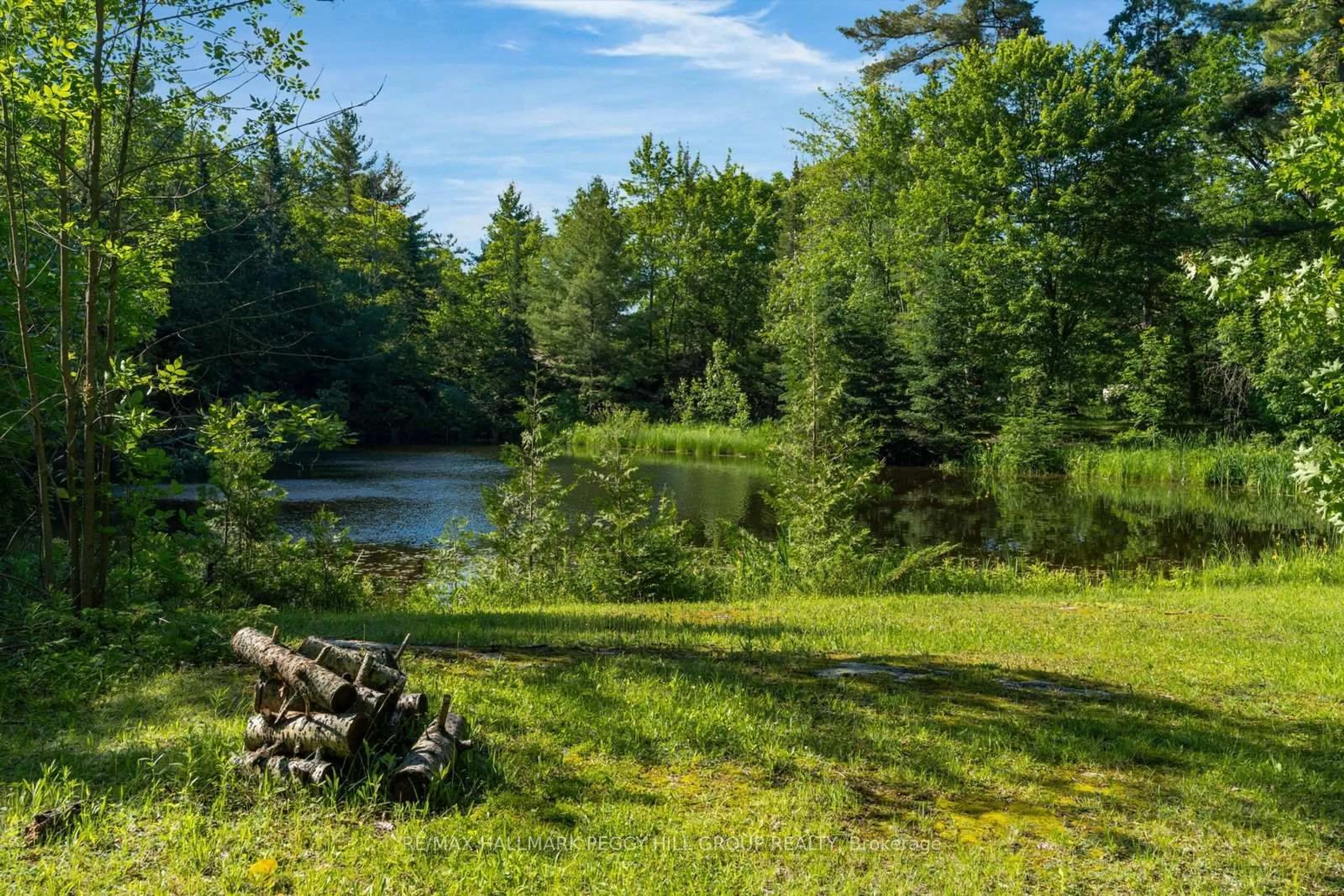 Patio, water/lake/river/ocean view for 157 Baxter Loop Rd, Georgian Bay Ontario L0K 1S0