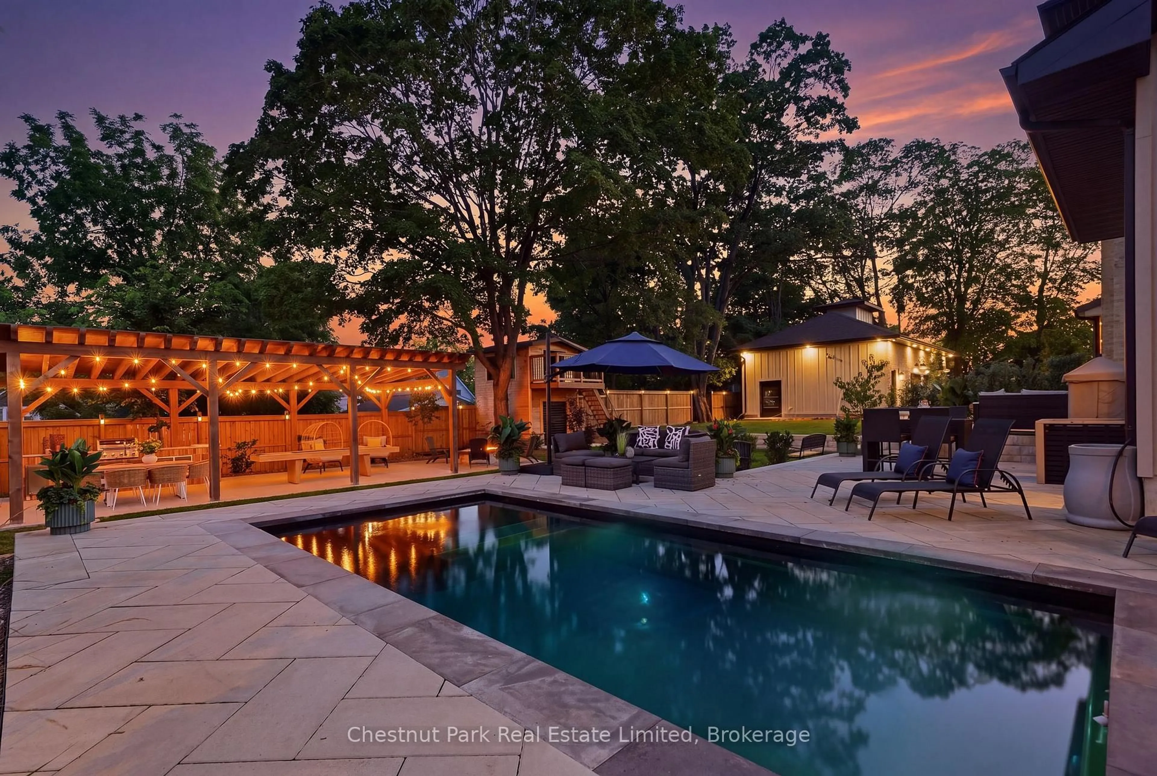 Pool for 88 Bridge St, Prince Edward County Ontario K0K 2T0