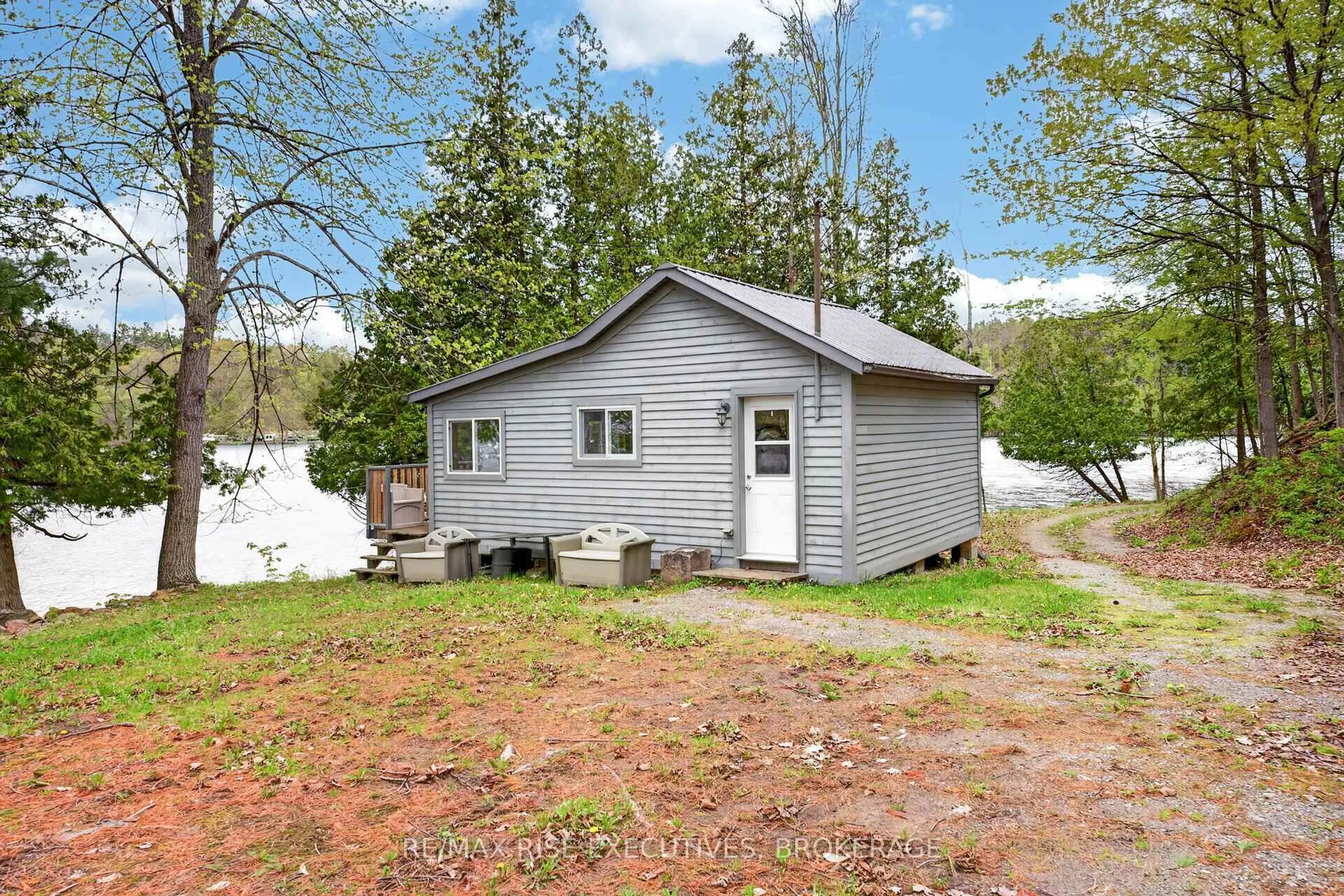 Shed for 1206B Burnt Hills Rd, Battersea Ontario K0H 1H0