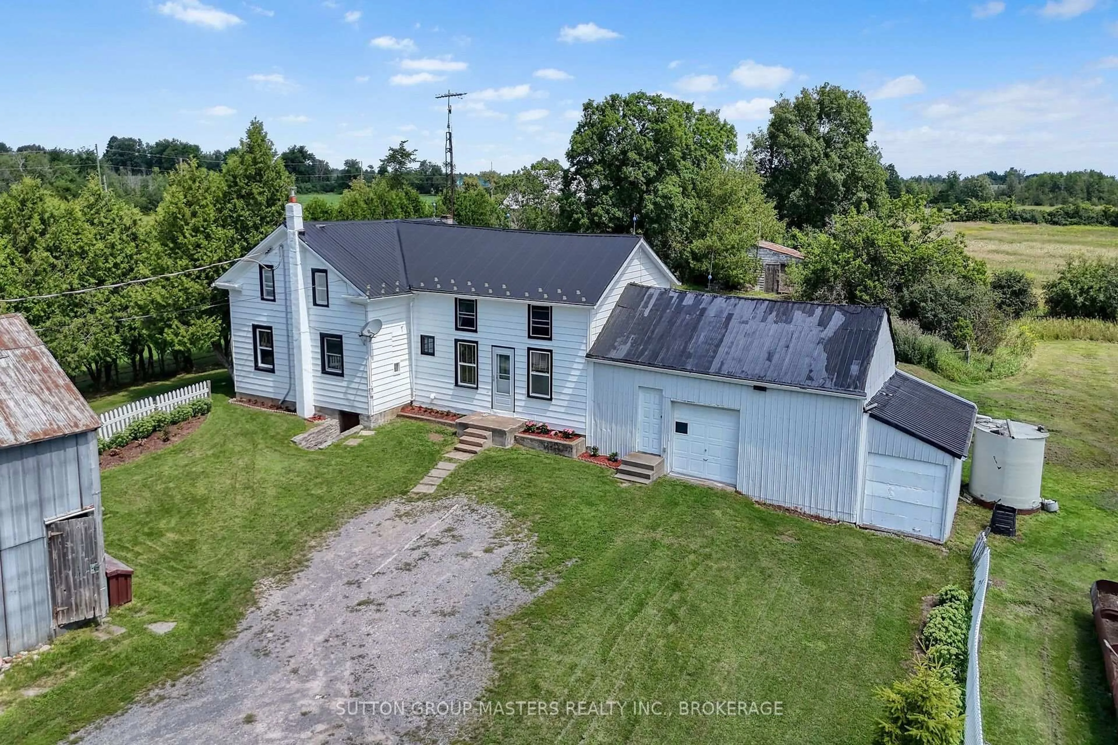 A pic from outside/outdoor area/front of a property/back of a property/a pic from drone, building for 594 Fred Brown Rd, Bissett Creek Ontario K0H 2H0