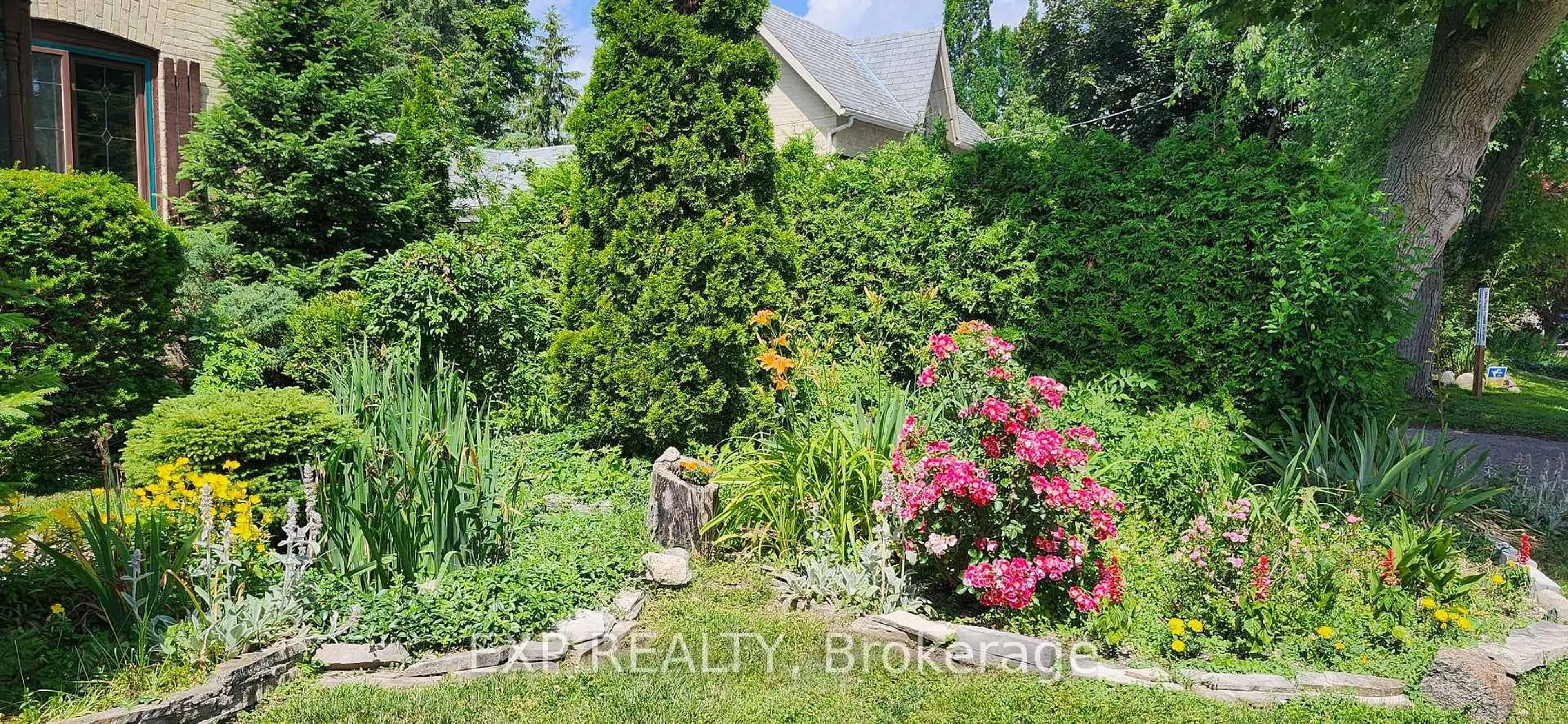Unknown for 181 Wildwood Ave, London South Ontario N6J 1B1
