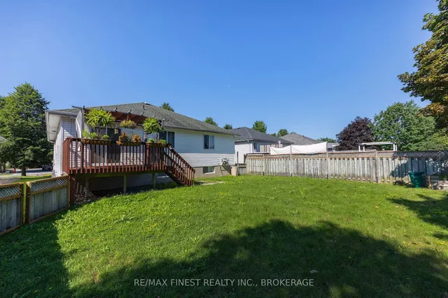 416 Sheila Crt, Kingston 4
