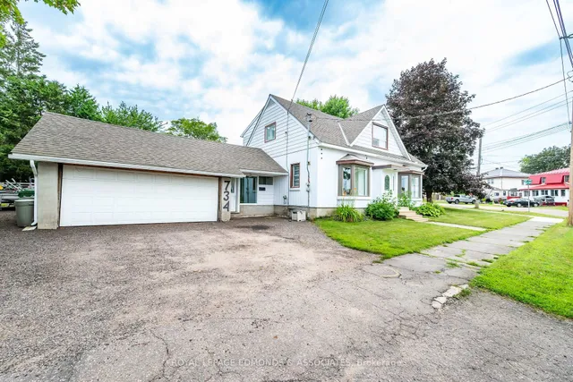 734 Front St, Pembroke 2