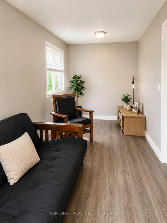 185 Thurman Circ, London East 5