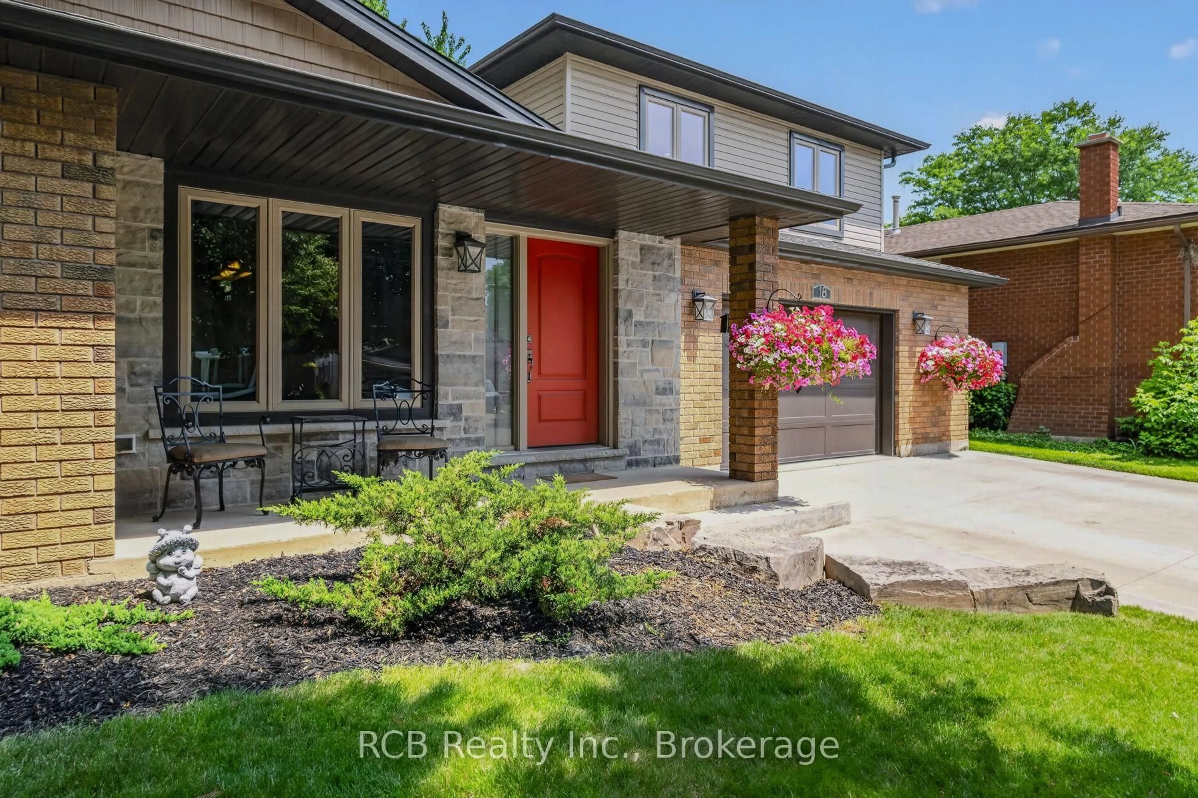 Home with brick exterior material, street for 18 Max Webster Rd, Brantford Ontario N3P 1H7