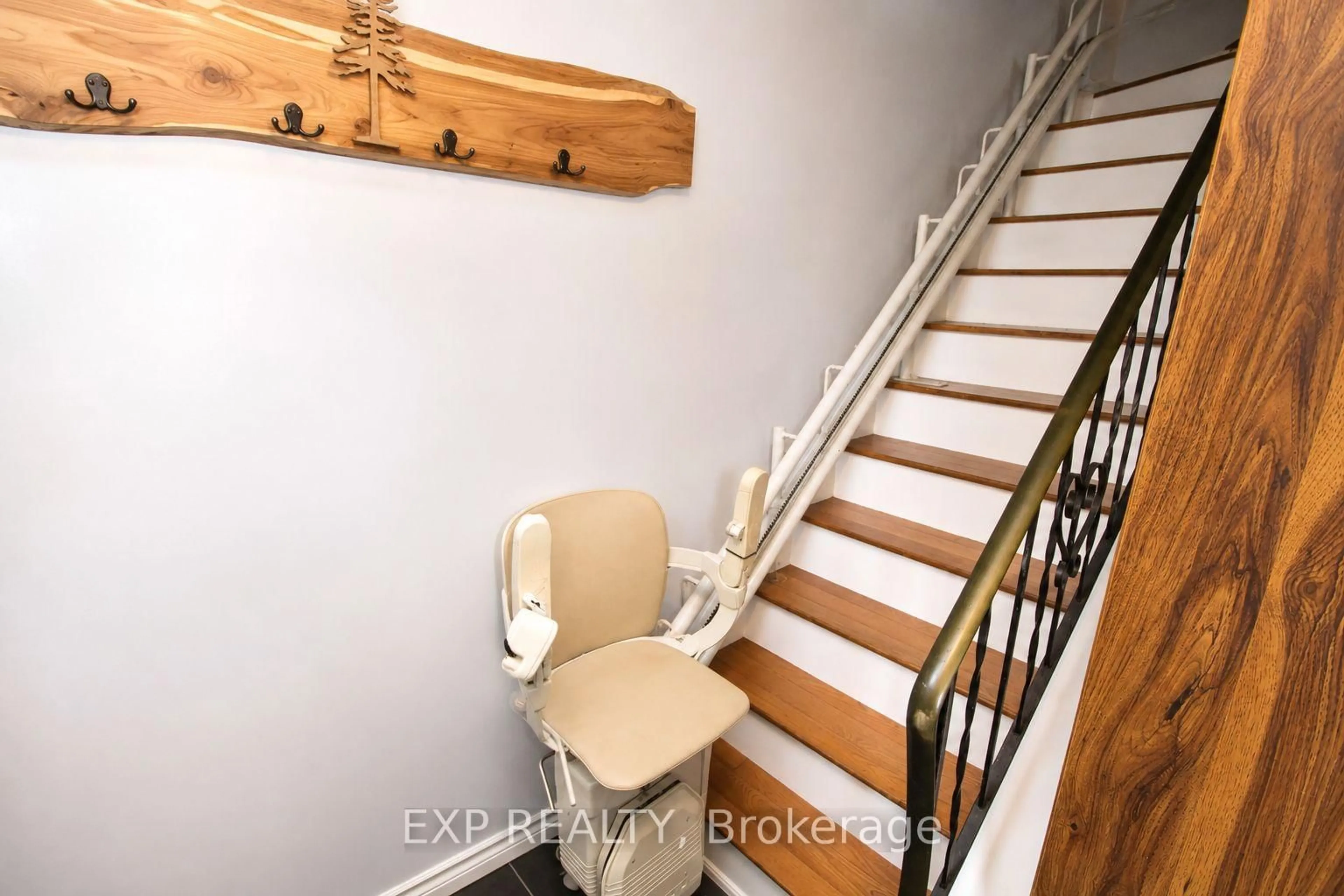Unknown for 110 Purdy Rd, Bath Ontario K0H 1G0