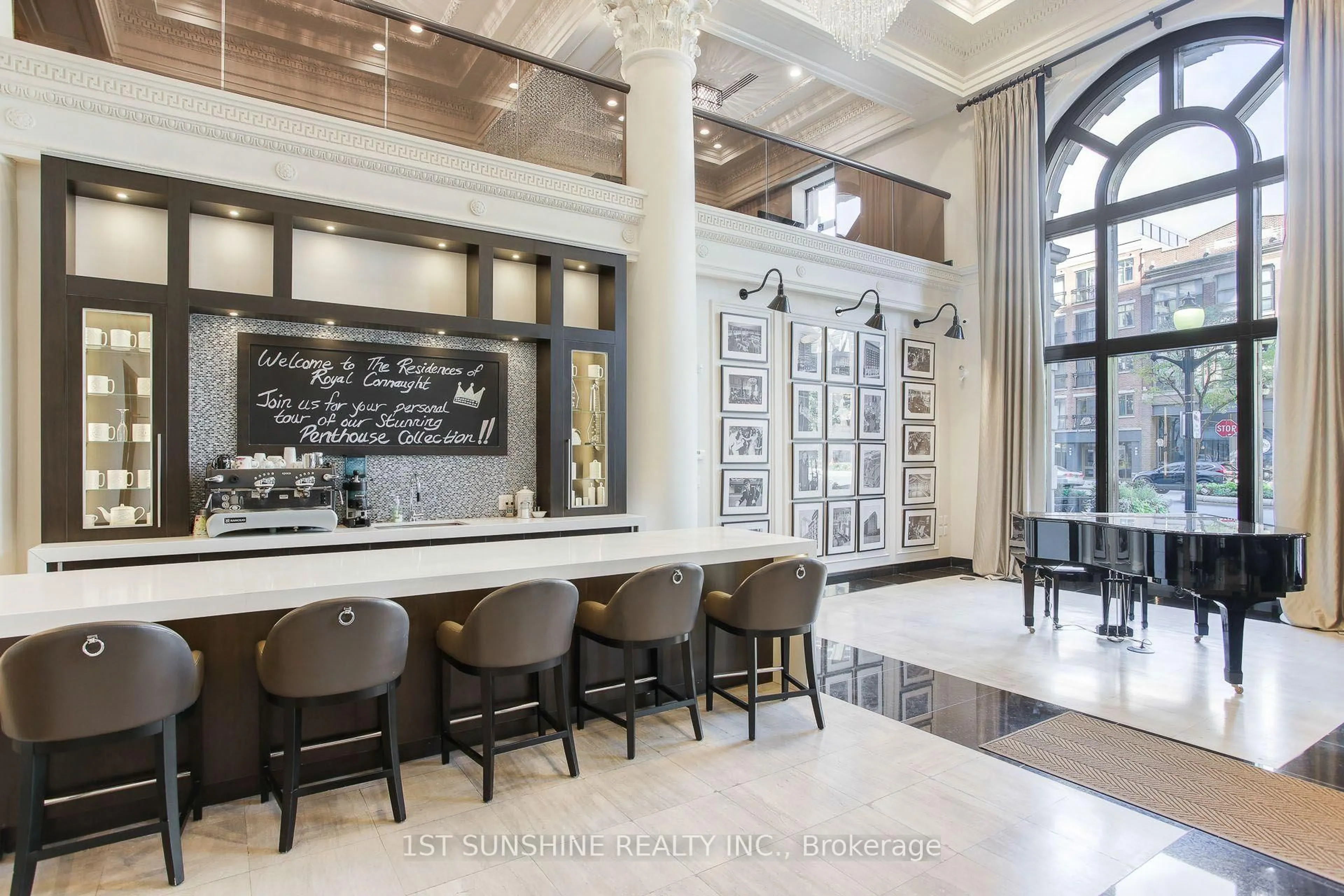 Lobby for 112 King St #808, Hamilton Ontario L8N 1A8