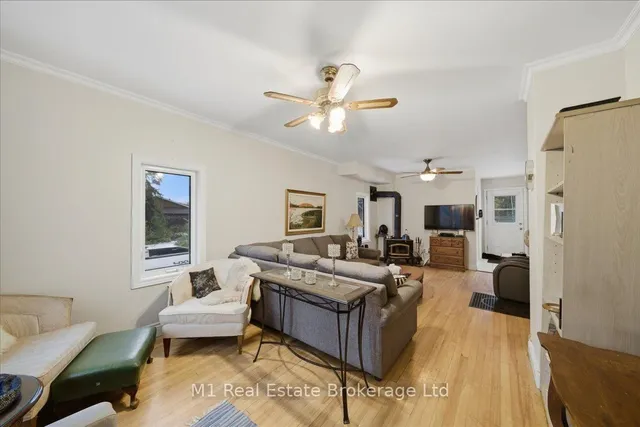 2191 Stisted Rd, McMurrich/Monteith 3