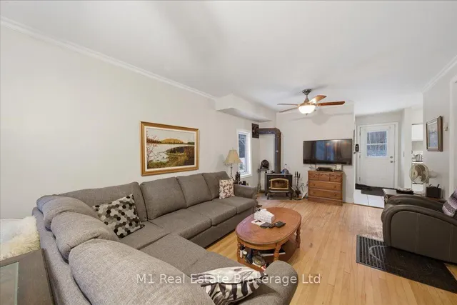 2191 Stisted Rd, McMurrich/Monteith 4