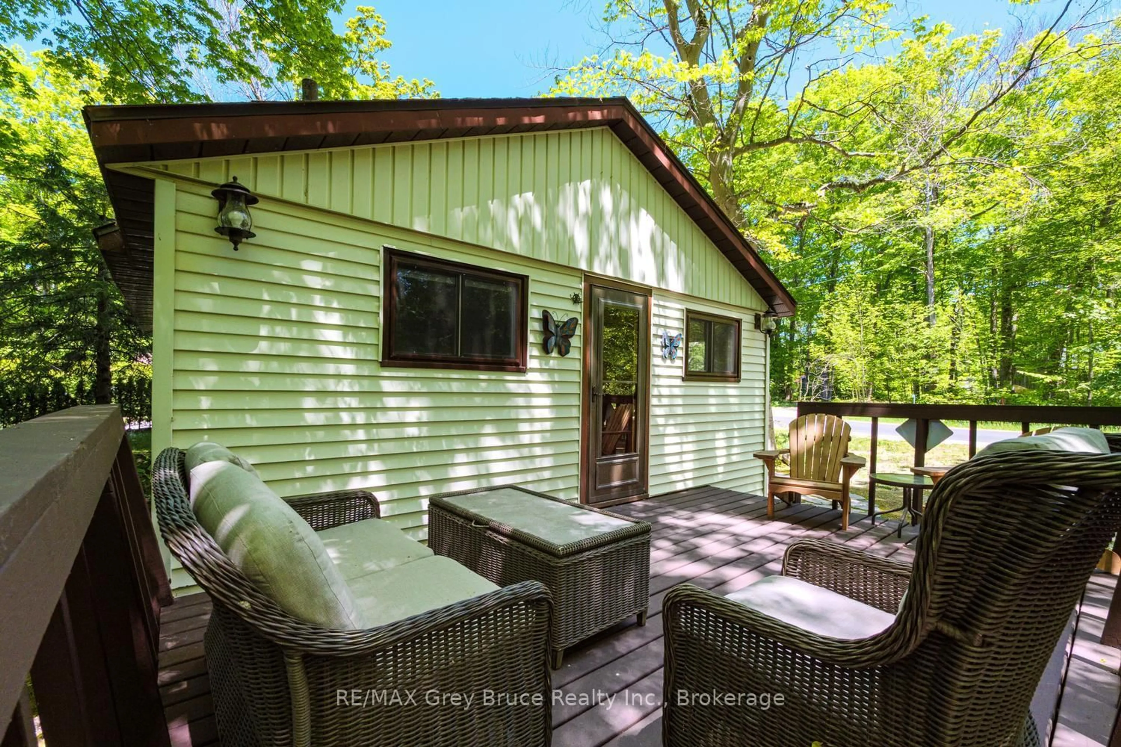 Patio, unknown for 112 Symon Ave, South Bruce Peninsula Ontario N0H 2T0