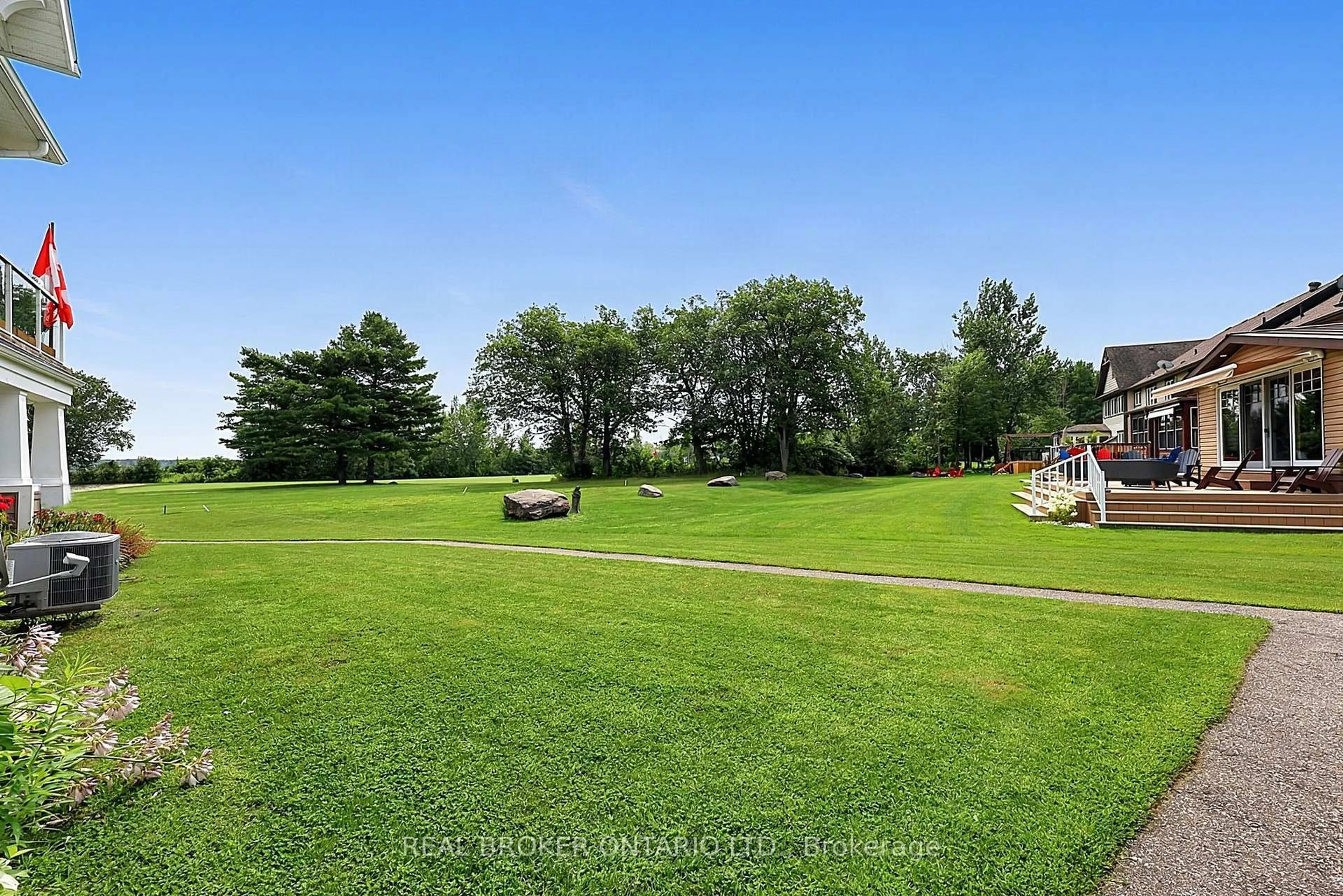 A pic from outside/outdoor area/front of a property/back of a property/a pic from drone, water/lake/river/ocean view for 11 Carnoustie Lane, Georgian Bay Ontario L0K 1S0