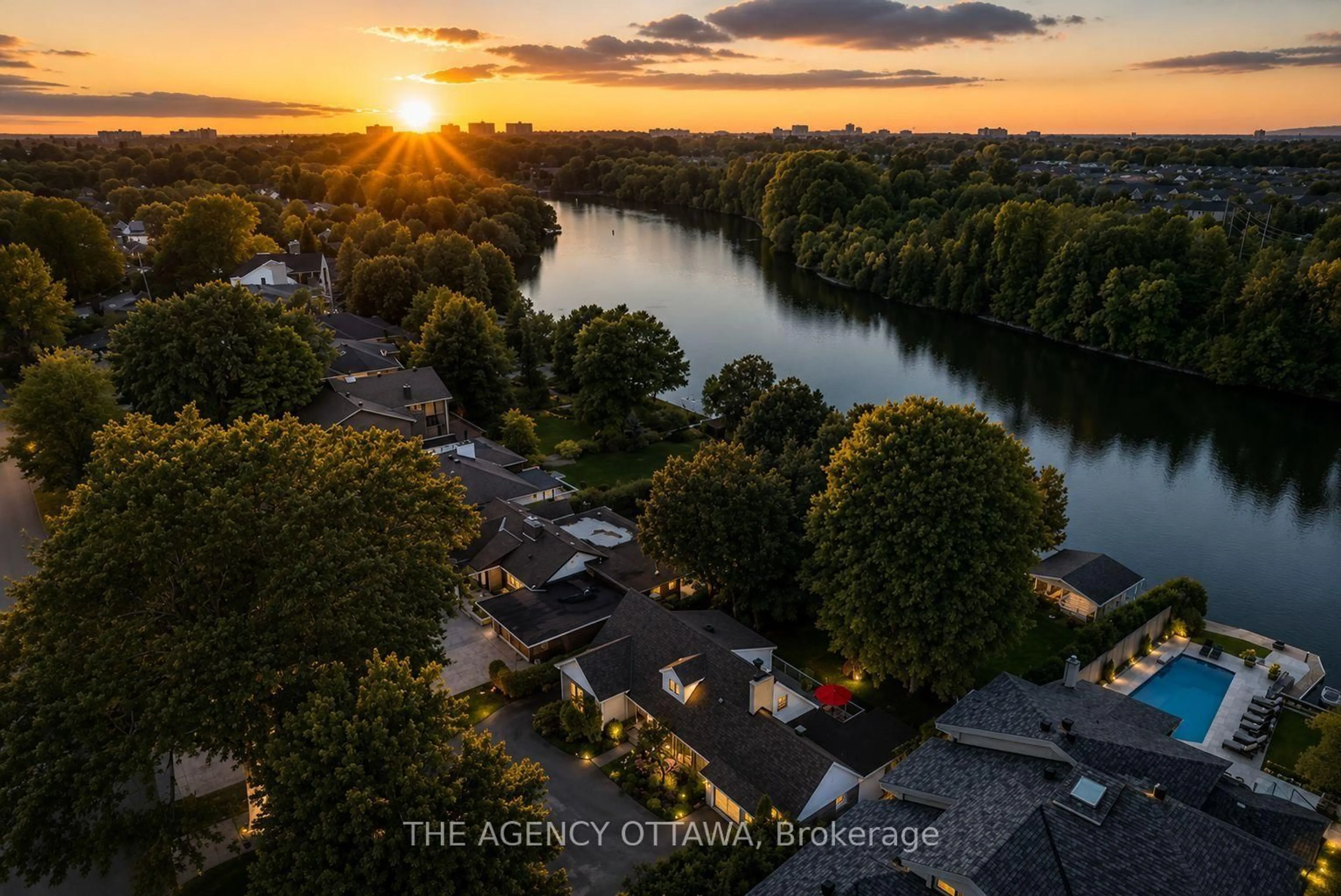 A pic from outside/outdoor area/front of a property/back of a property/a pic from drone, water/lake/river/ocean view for 3651 Revelstoke Dr, Ottawa Ontario K1V 7C2