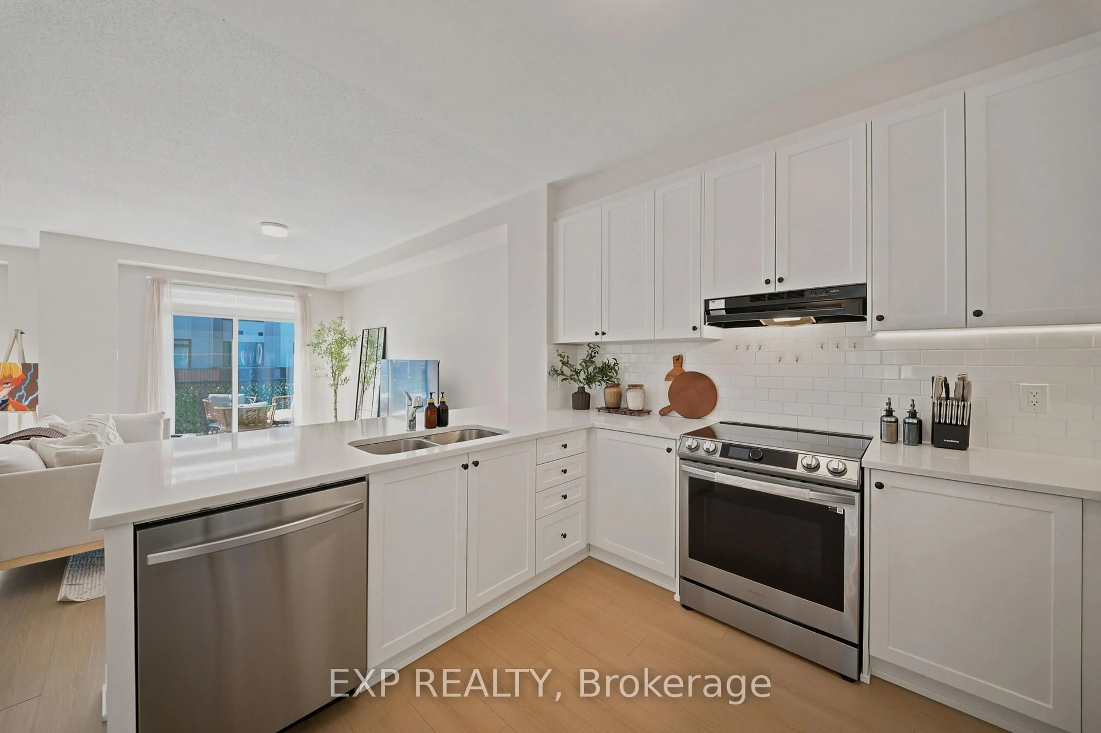 Open concept kitchen, ceramic/tile floor for 69 Lignite Private, Ottawa Ontario K2J 7J4