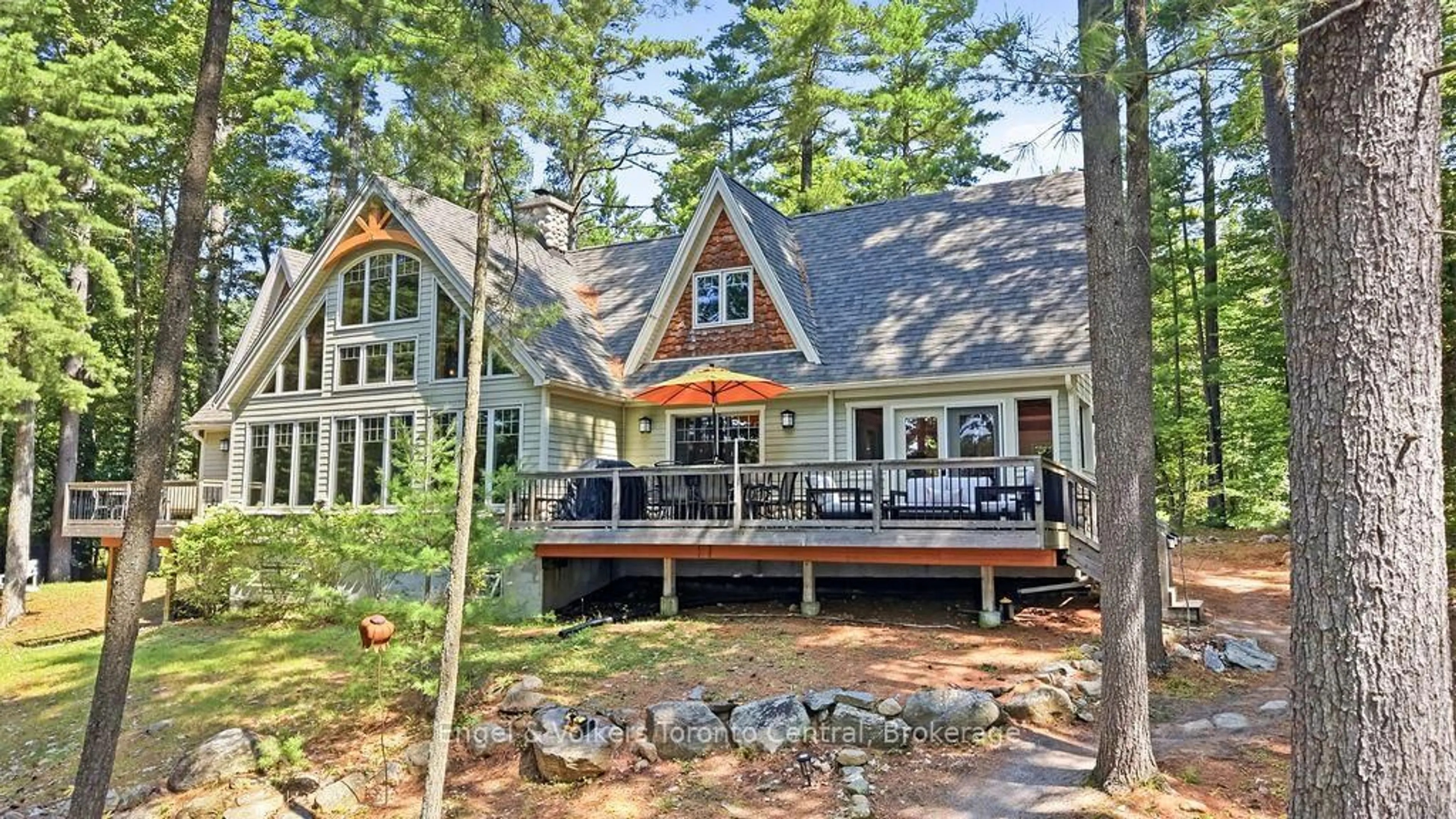 Unknown for 726 Browning Island, Bracebridge Ontario P1L 1X2