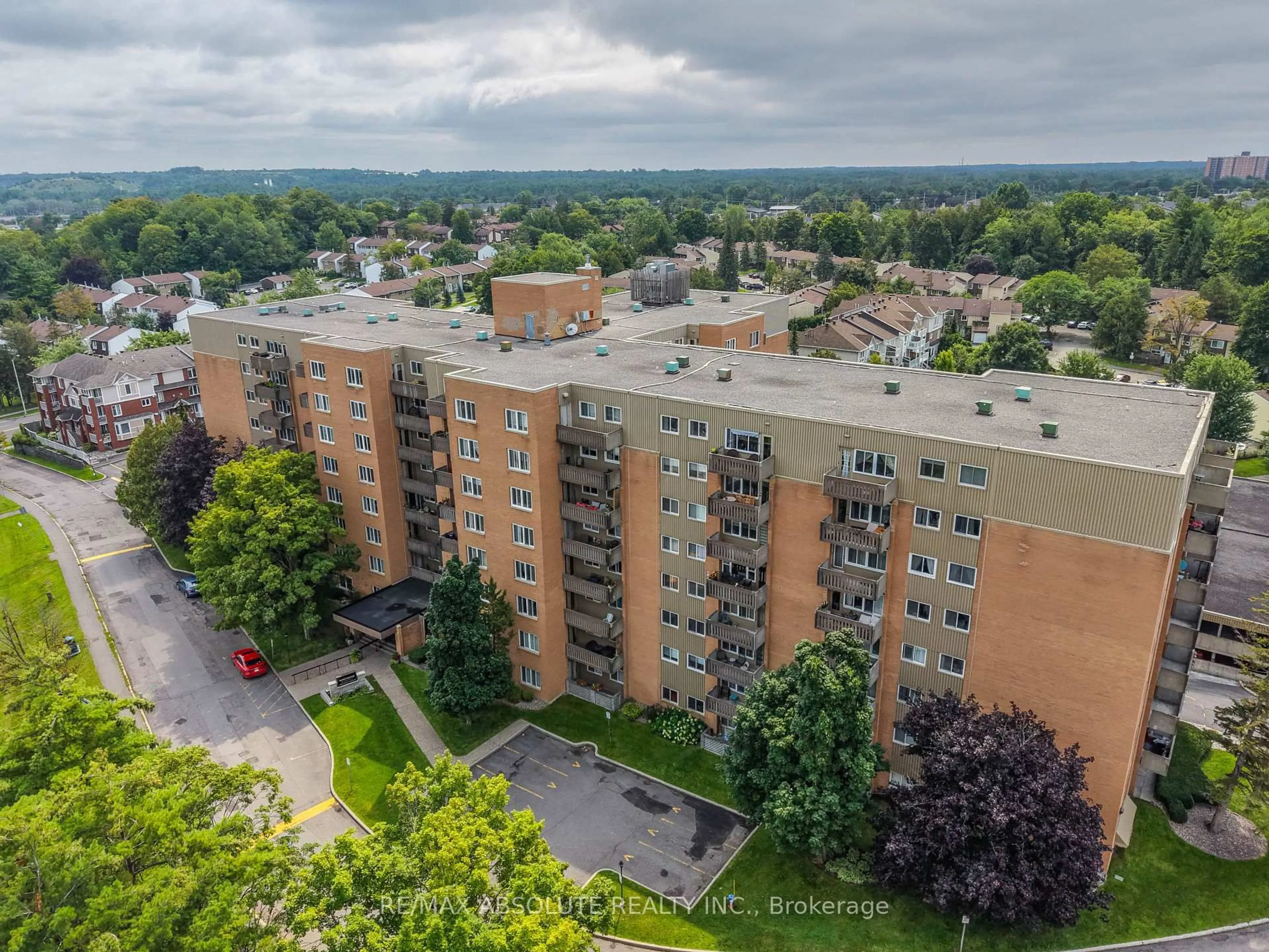 A pic from outside/outdoor area/front of a property/back of a property/a pic from drone, city buildings view from balcony for 1599 Lassiter Terr #709, Ottawa Ontario K1J 8R6