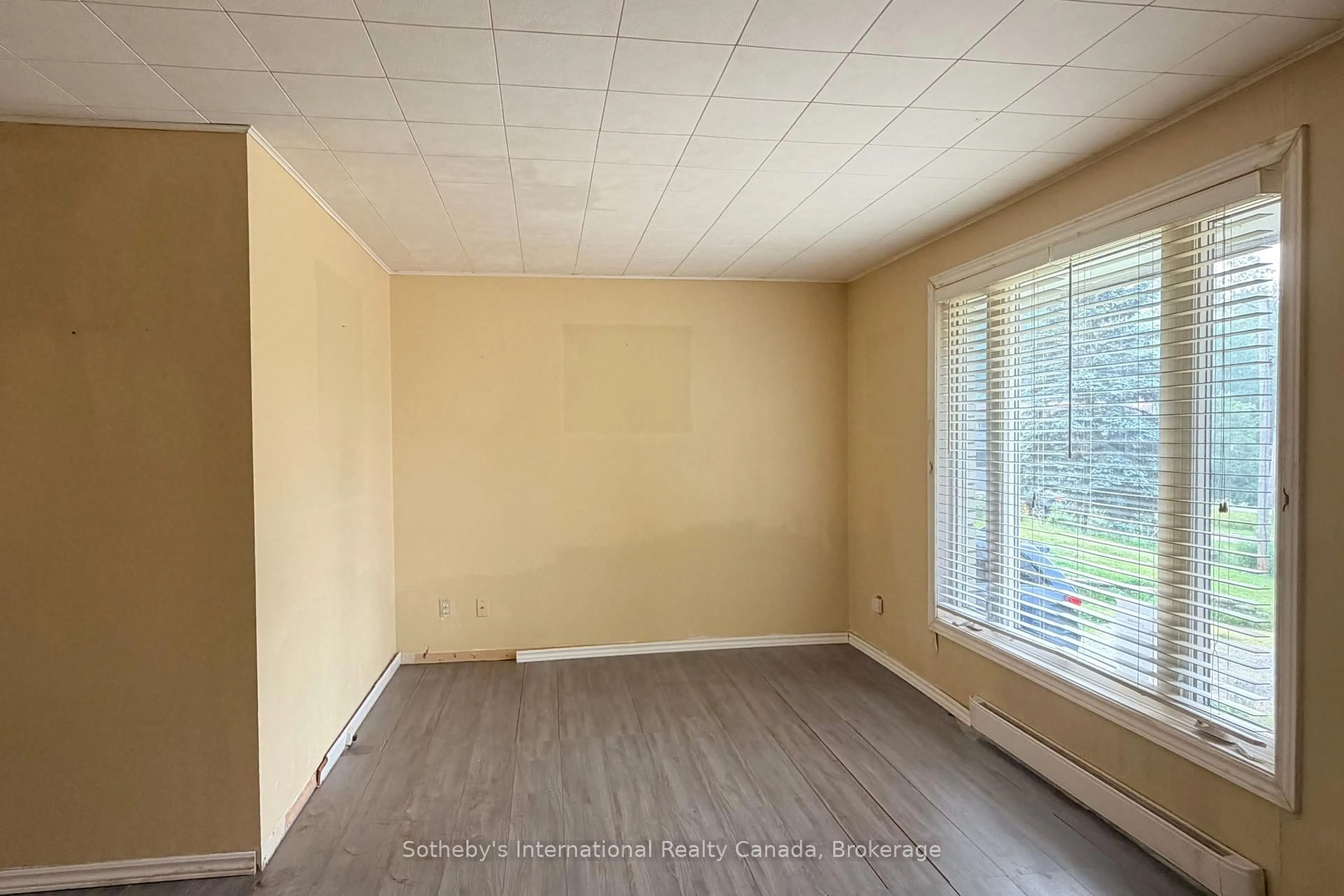 A pic of a room for 12A Valley Dr, Bracebridge Ontario P1L 1B8