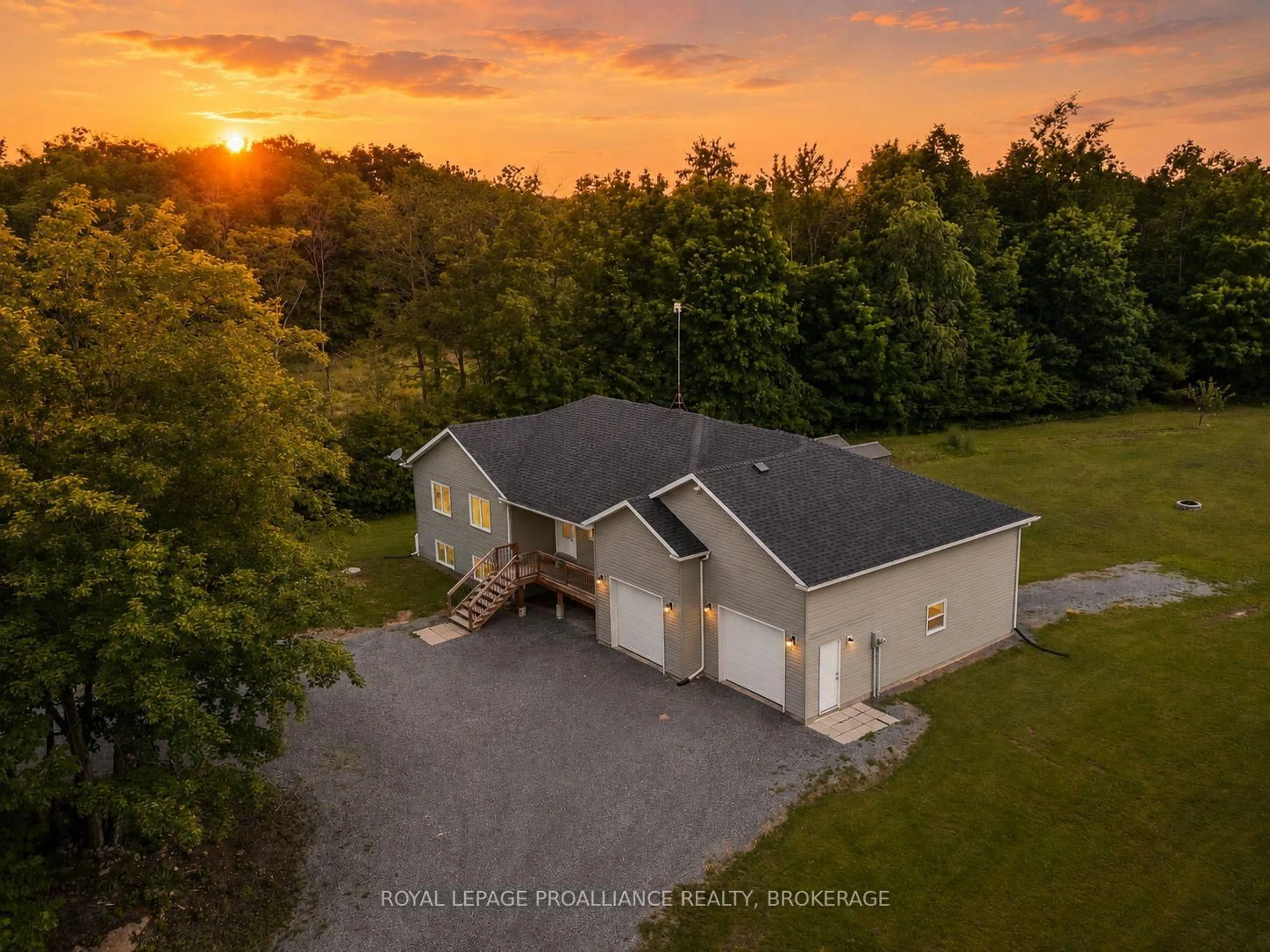 A pic from outside/outdoor area/front of a property/back of a property/a pic from drone, water/lake/river/ocean view for 2800 Desert Lake Rd, Hartington Ontario K0H 1W0