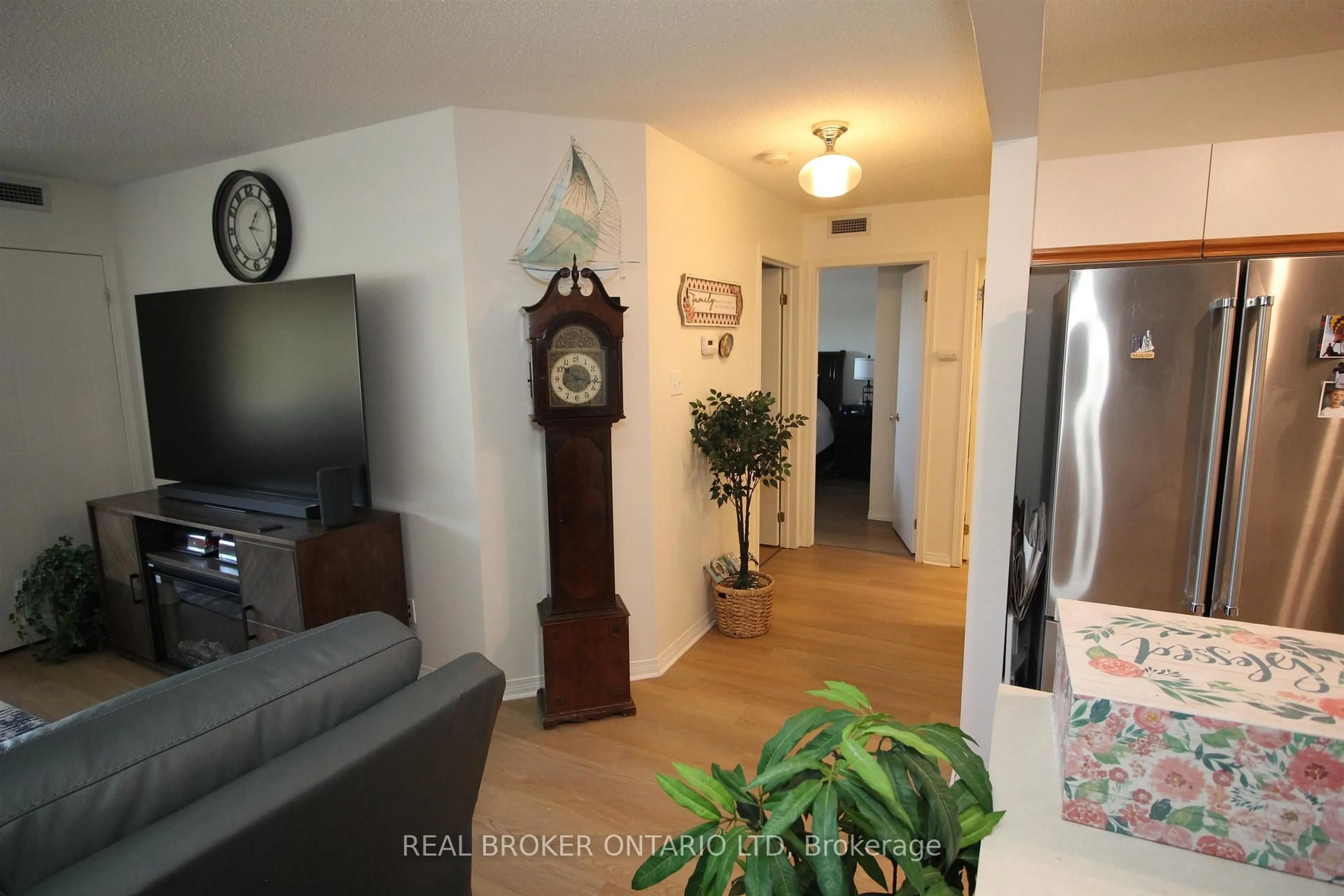 A pic of a room for 500 Toledo Street #320, Thunder Bay Ontario P7A 8A8