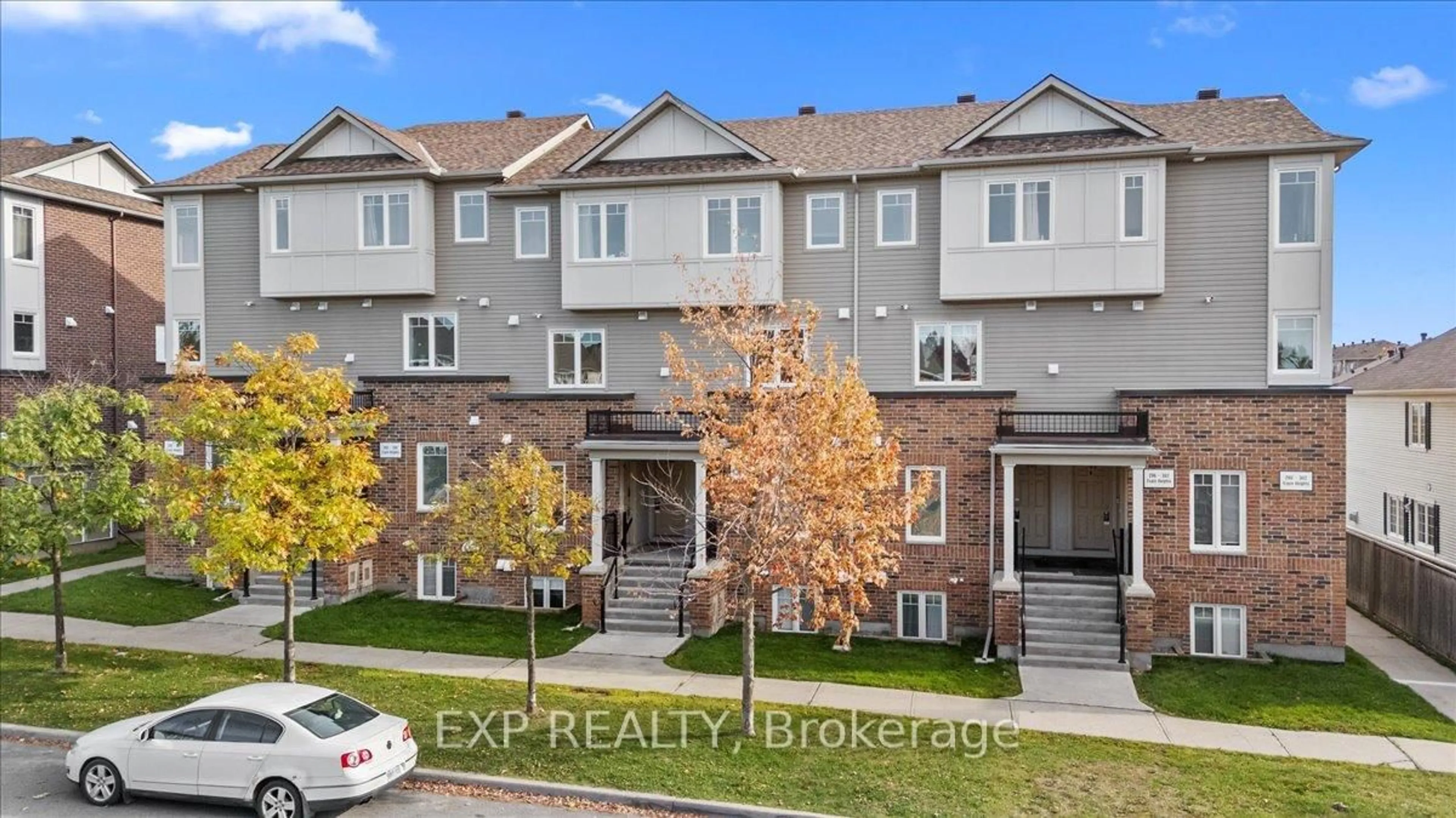 A pic from outside/outdoor area/front of a property/back of a property/a pic from drone, street for 290 Espin Hts, Ottawa Ontario K2J 0Y8