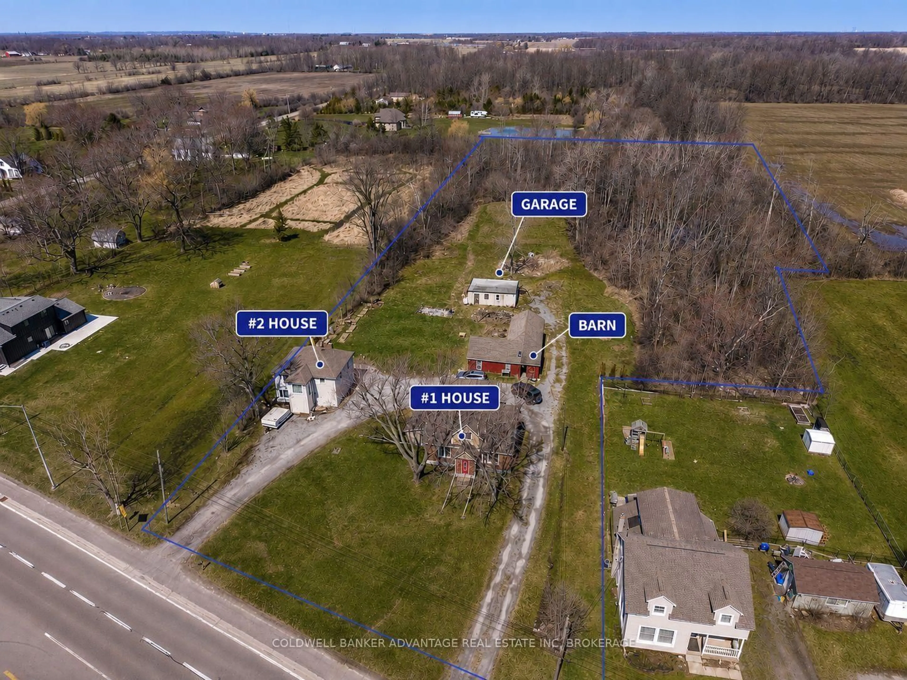 A pic from outside/outdoor area/front of a property/back of a property/a pic from drone, unknown for 2592 3 Highway, Port Colborne Ontario L3K 5V4