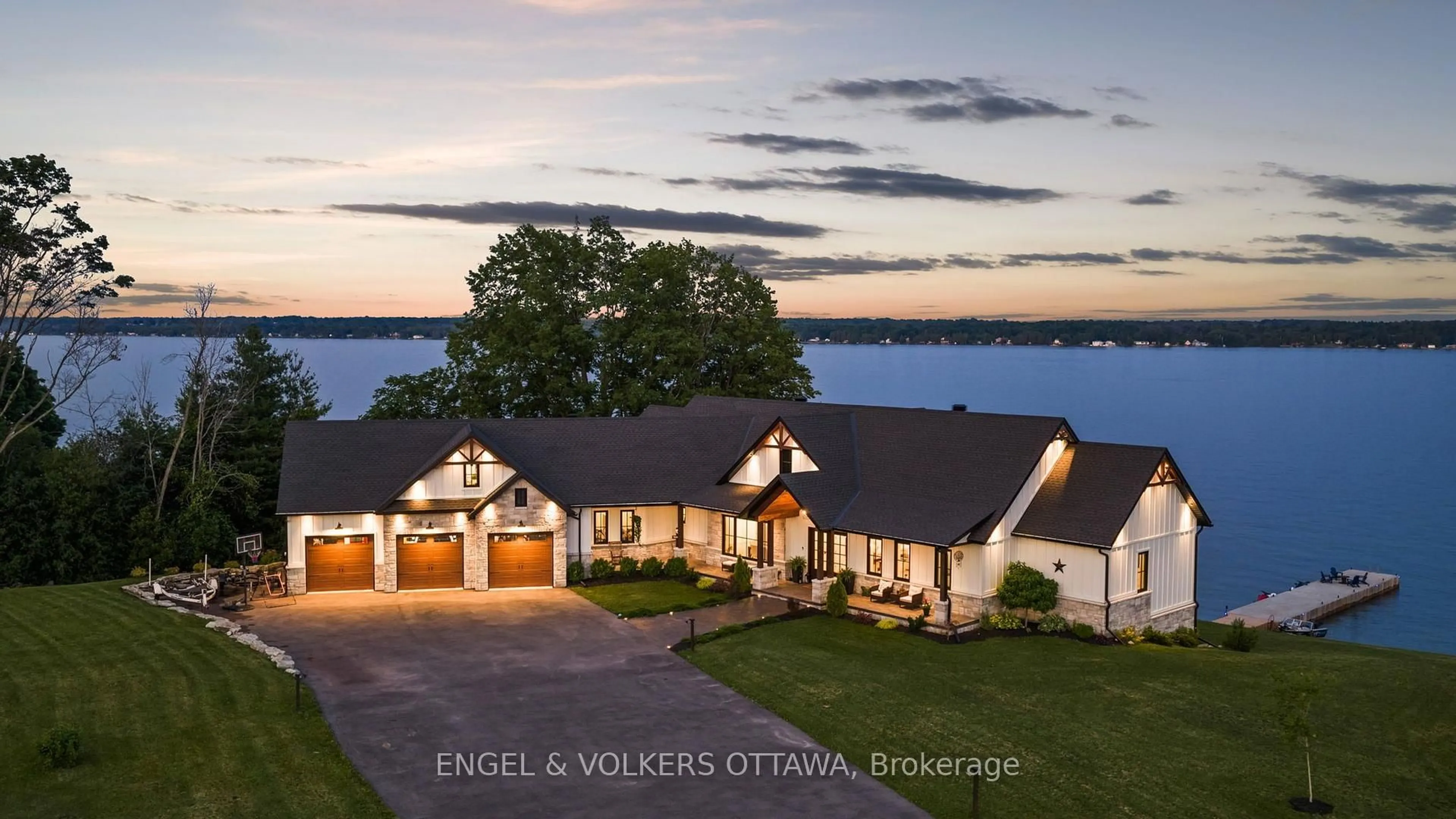 A pic from outside/outdoor area/front of a property/back of a property/a pic from drone, water/lake/river/ocean view for 5 Shoreside Way, Augusta Ontario K6V 5T1